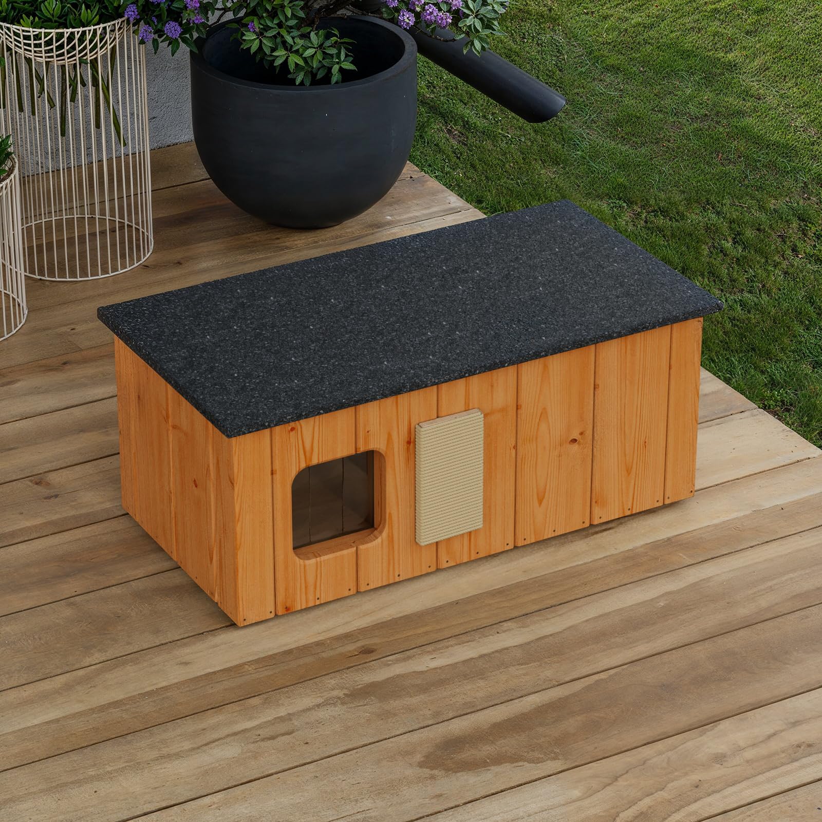 QLS Katzenhaus aus Holz mit Vorraum isoliert 86 x 47 cm Teak | Mit Hauptkammer, Vorraum, aufklappbarem Dach und 2 cm Styroporisolierung. Inklusive Sisal-Kratzbrett und Lamellenvorhang