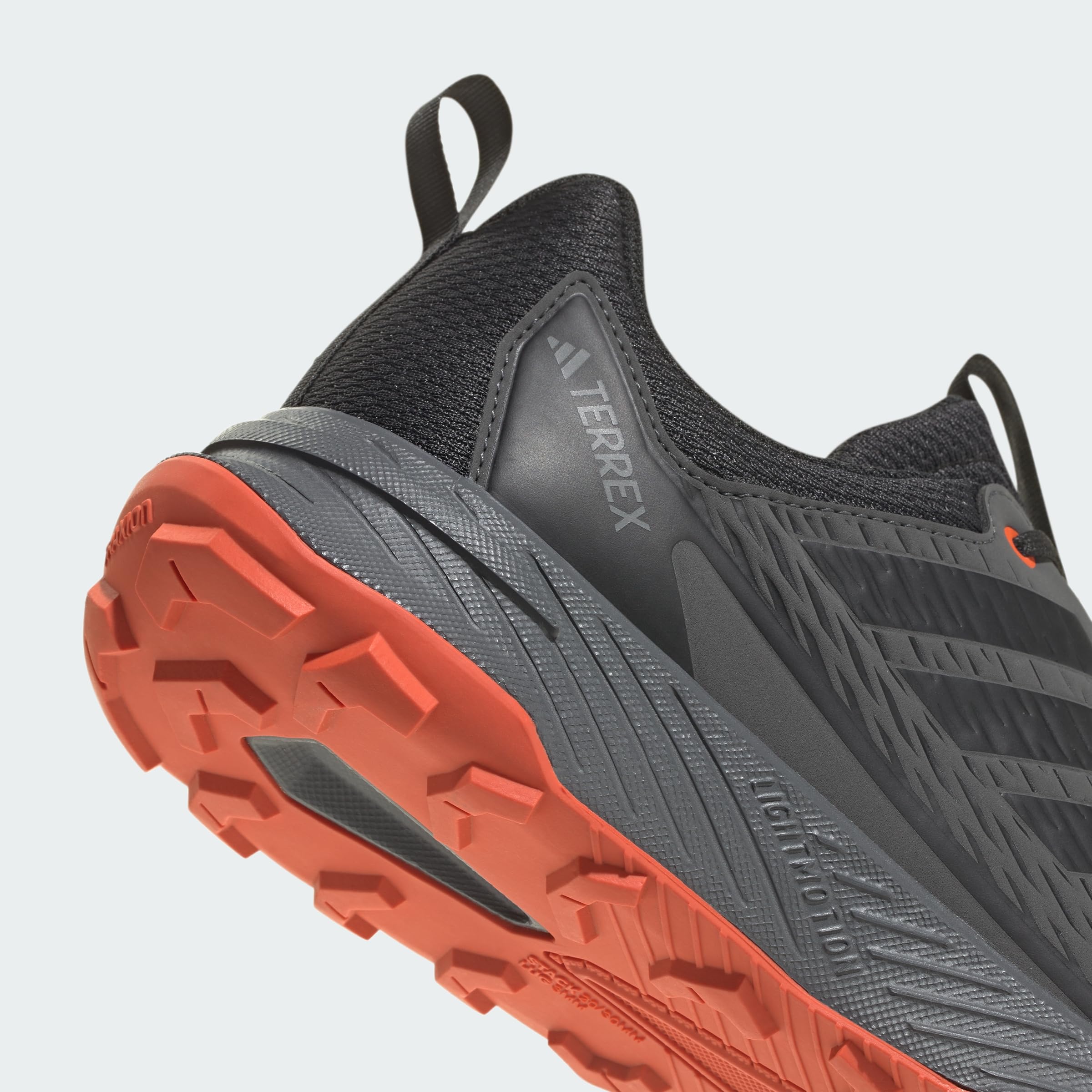 adidas Hombre Terrex Tracefinder 2 Climaproof Trail Running Shoes, Core Black/Core Black/Semi Impact Orange, 43 1/3 EU