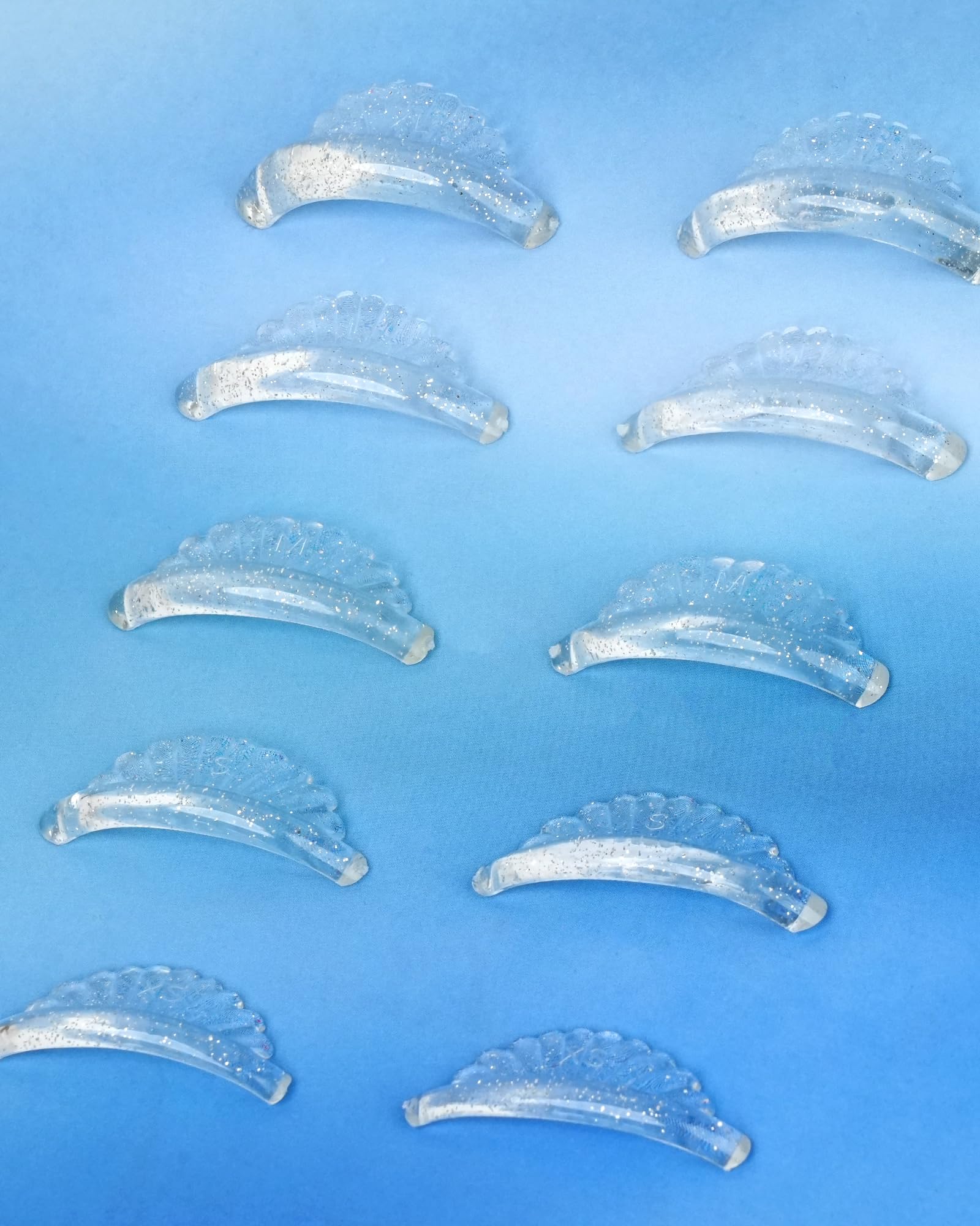 EMEDA まつげパーマ ロット 5ペア シリコン パーマ ロッド まつ毛パッド 自我粘着性 柔らかい 敏感肌 自宅セルフ サロン用 再利用可能 透明