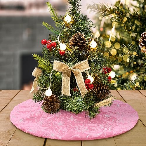 Vista 116 de Faldones de felpa para árbol de Navidad, 36 pulgadas, tapete de lujo de piel sintética blanca nevada con copos de nieve dorados para decoración