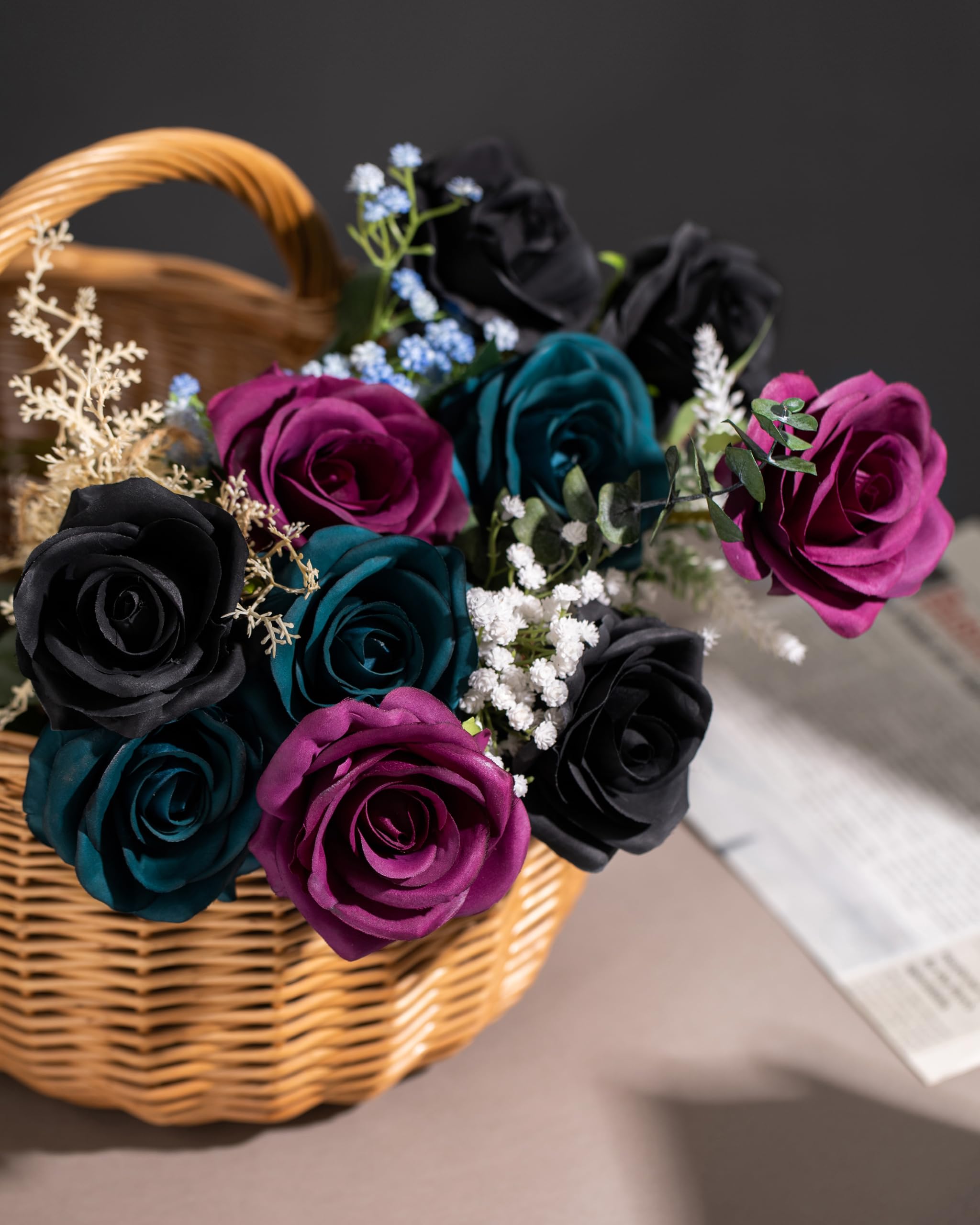 Laelfe 12 Pcs Rose Finte per Decorazioni, Bouquet Fiori Finti di Rosa con Steli Lunghi, Rose Artificiale per Composizioni di Nozze Casa Giardino Partito Decorazioni Floreali (Bianche e Nere