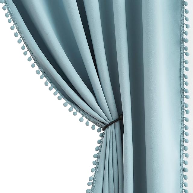 Salle de séjour des Rideaux Bleus Pom-Pom 84 pouces Énergie efficace Chambre thermique isolée Panneaux d'obscurcissement pour les rideaux de fenêtre de chambre 52" w x2 Panneaux Poche à tige