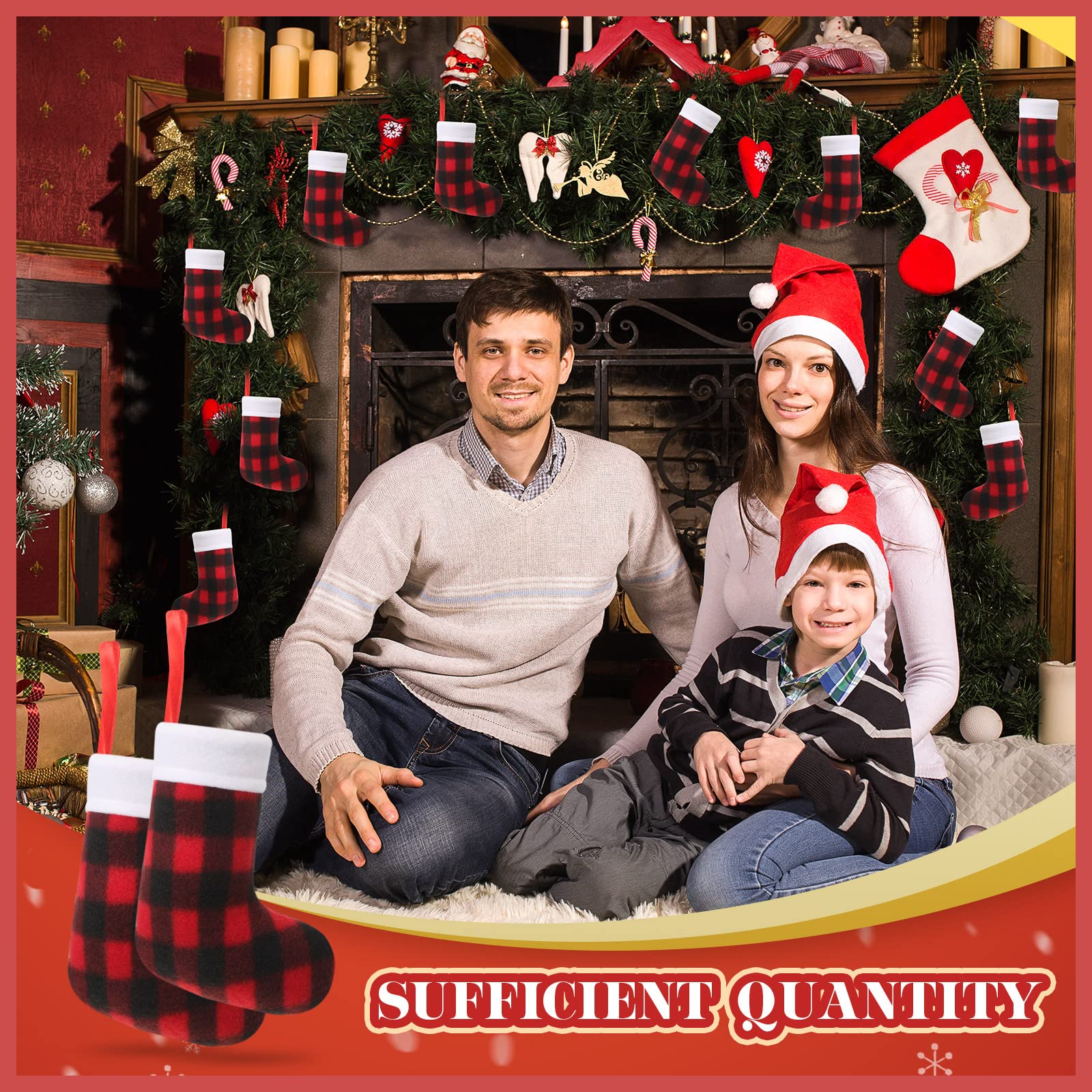 Lot de 80 chaussettes de Noël à suspendre - Motif écossais - 17,8 cm - Avec revers en peluche - Petites chaussettes de Noël à suspendre - Noir et rouge - Décorations pour festival de famille