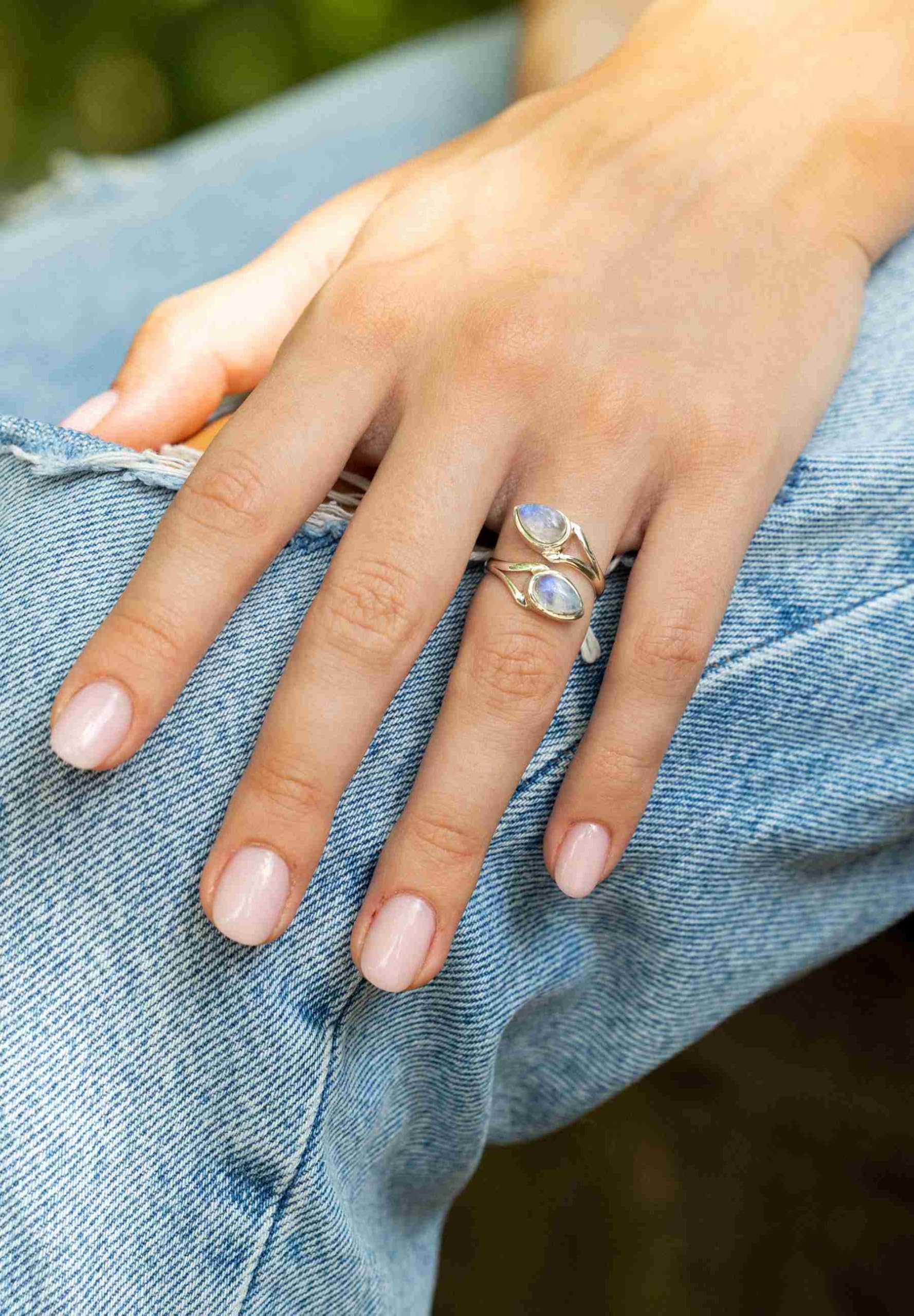 mantraroma Ring 925 Silber KARAI - größenverstellbar mit Edelstein
