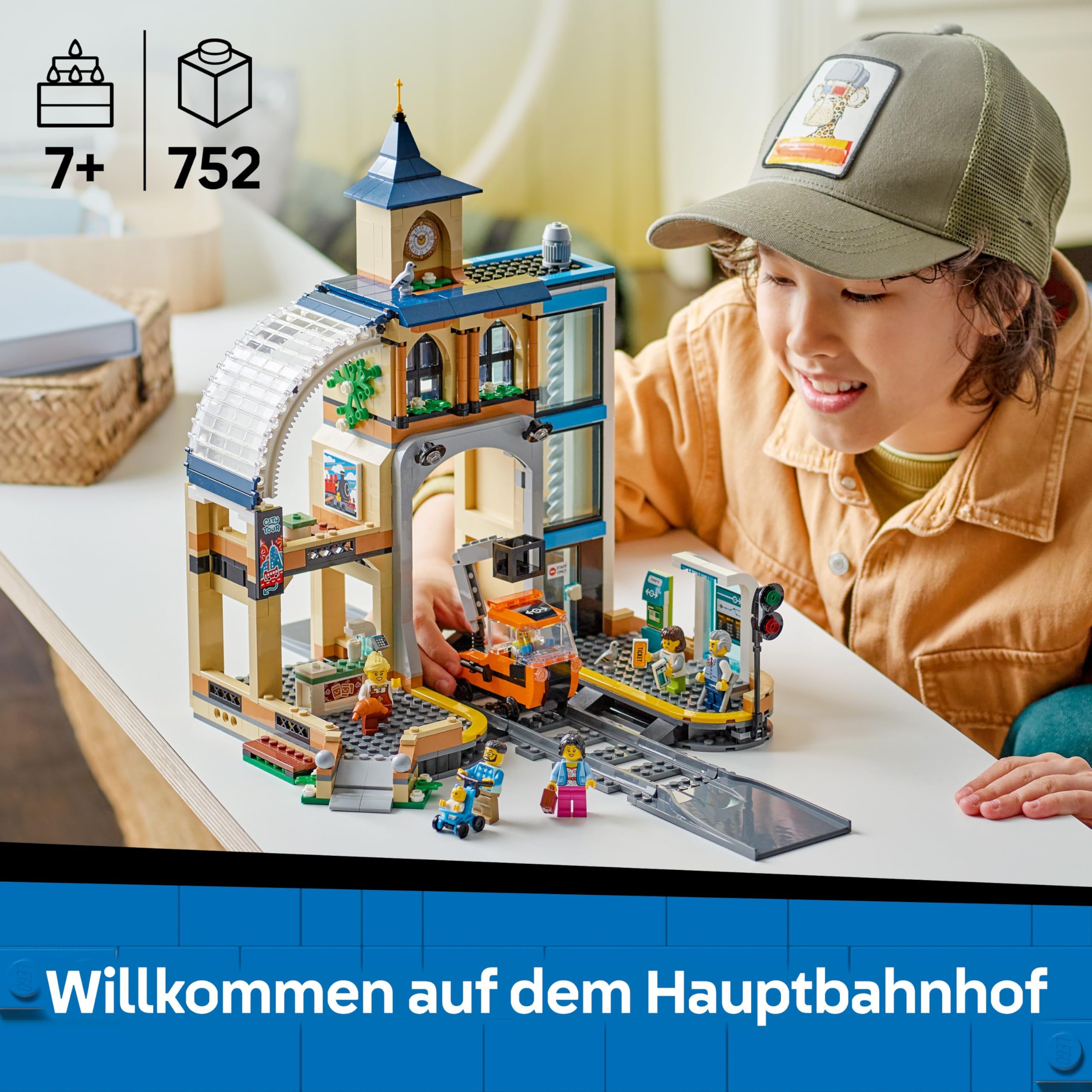 LEGO City Trains Hauptbahnhof - Wartungsfahrzeug-Spielzeug, funktionierendem Hublift, 2 Plattformen & 1 Gleisstück sowie 6 Minifiguren – Kreatives Geschenk für Jungen & Mädchen ab 7 Jahren - 60469 | Bahnhofsspielzeug, Wartungsfahrzeug, Arbeitshub & 6 Mini