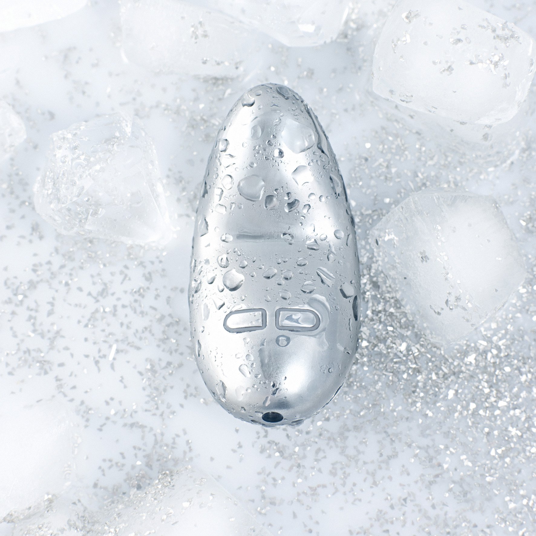 LELO YVA Vibratore clitorideo argentato - Prezioso Massaggiatore intimo per donne - Vibratore per uso esterno silenzioso