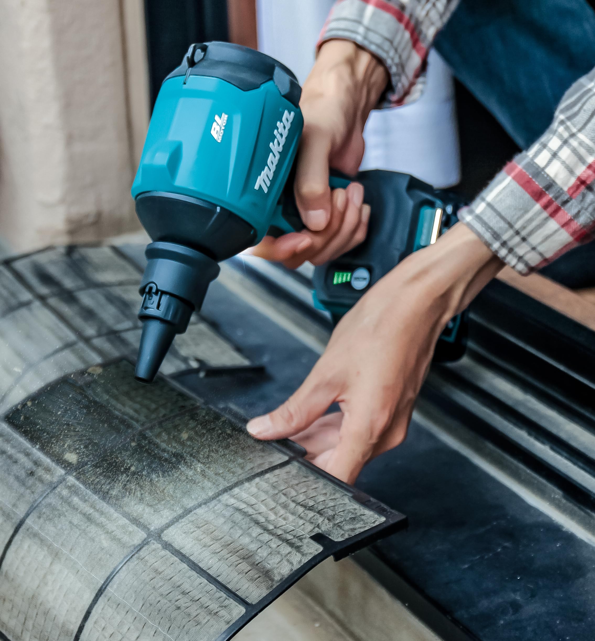 Makita AS001GA102 Ventilateur sans Fil 40 V Max. / 2,0 Ah 1 Batterie + Chargeur dans Un Sac de Transport Bleu pétrole