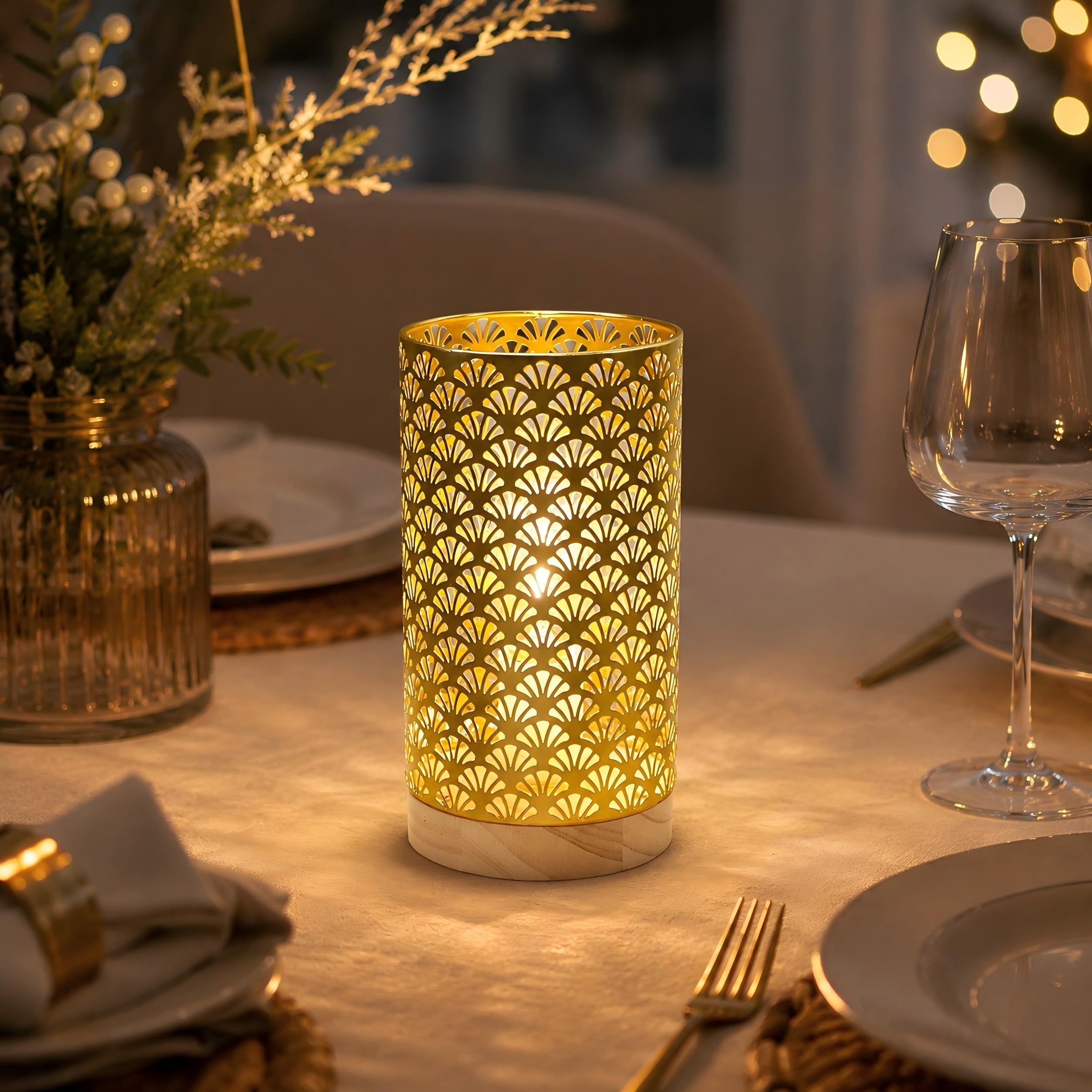 JHY DESIGN Metal Battery Powered Table Lamp, 22.5cm Gold Moroccan Cordless Lamp with 6-Hour Timer, Warm White Decorative Night Light for Bedroom Living Room Hallway Shelf (Gold)