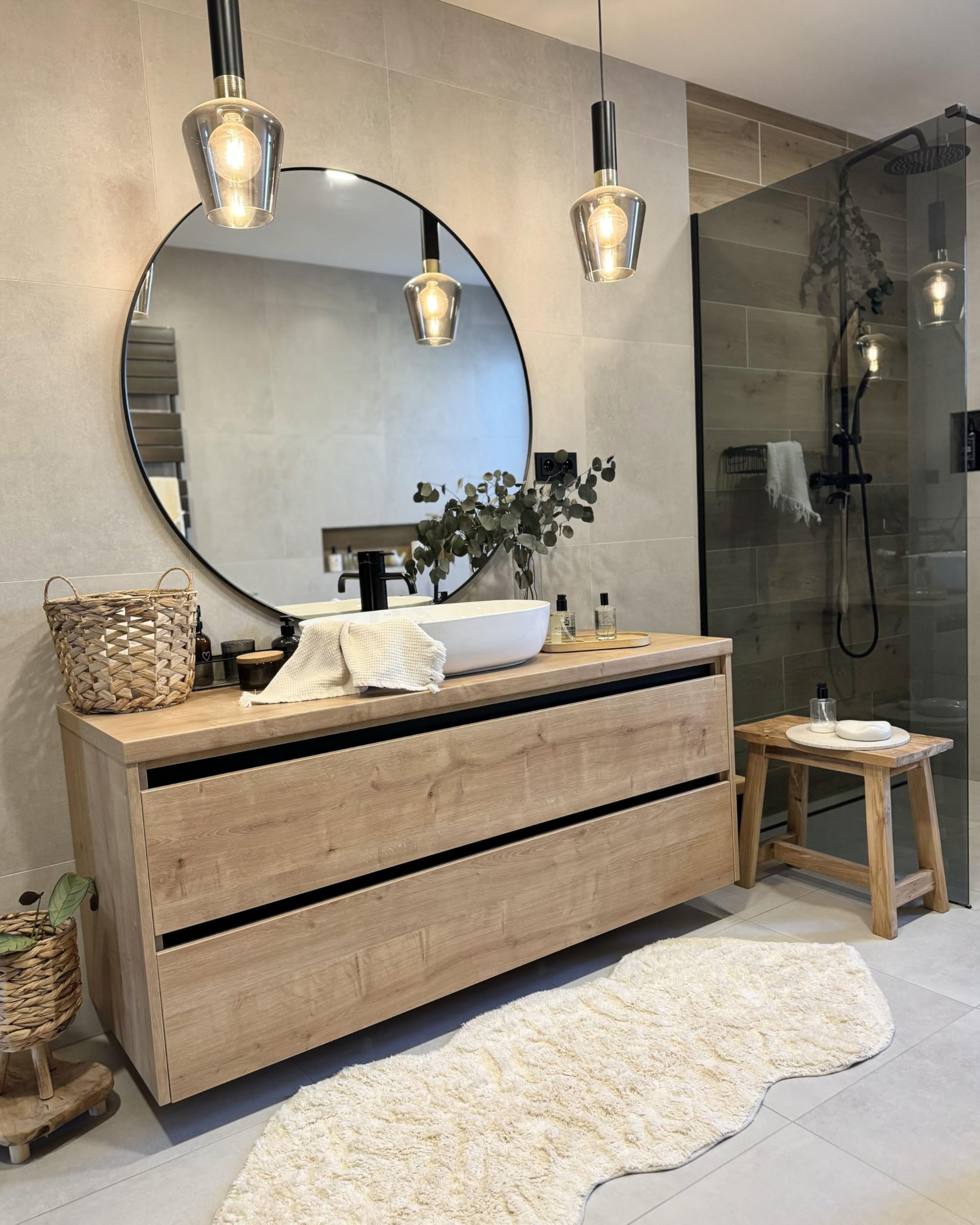 Beliani Tappeto da bagno moderno in cotone di forma irregolare 150 x 60 cm Modello decorativo Accessori da bagno Beige