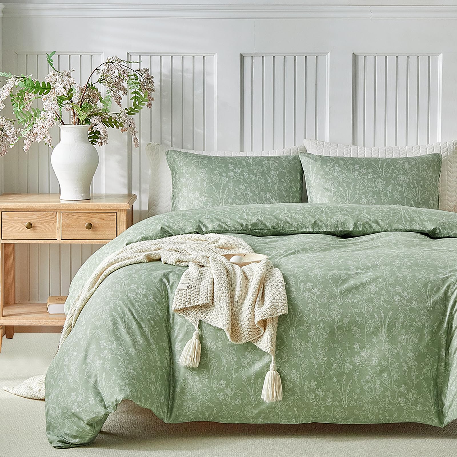 Lekesky Queen Size Duvet Cover Set, White Floral Pattern Queen Size Duvet Cover, 3 Piece Green Comforter Cover with Zipper, Ultra Soft Microfiber