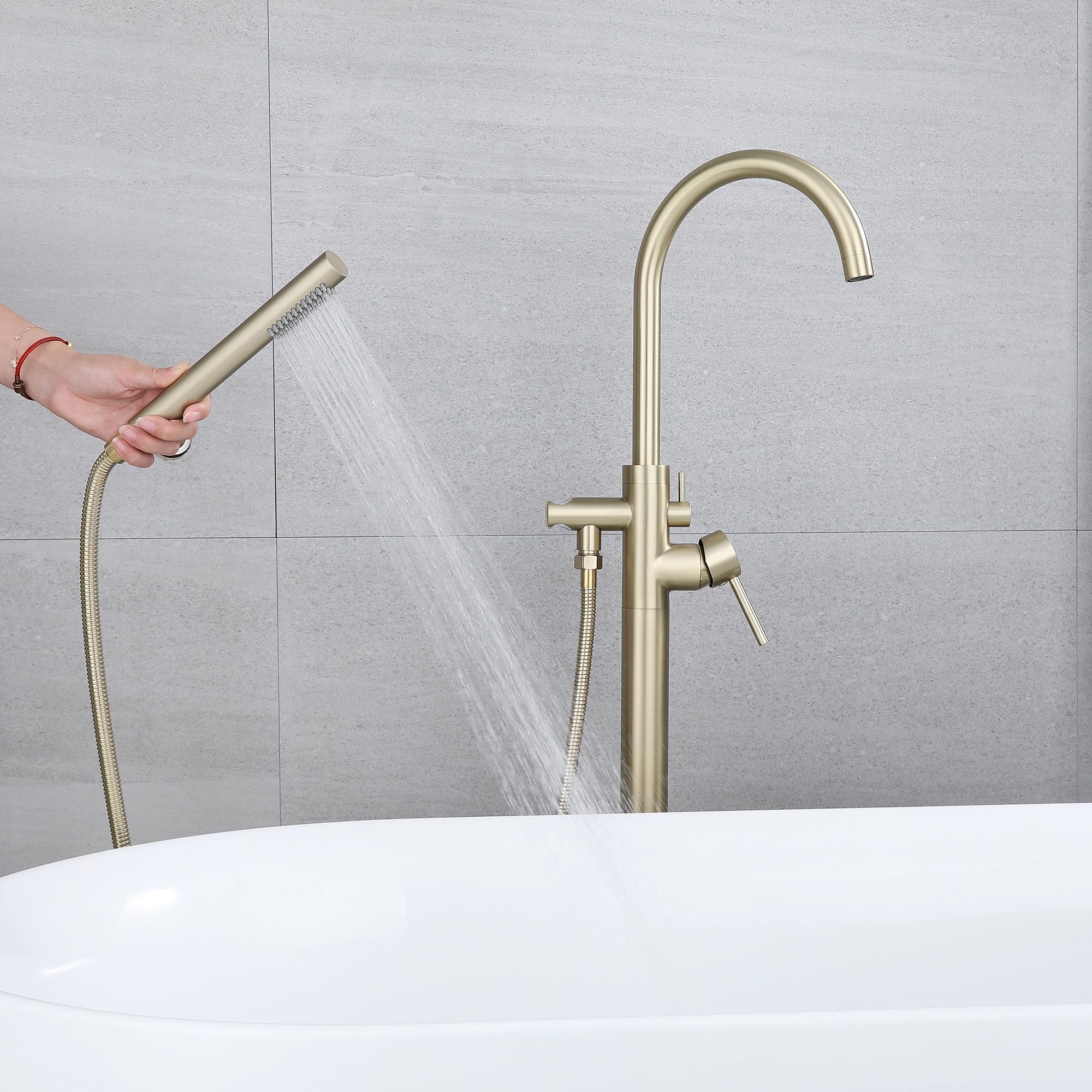 Freestanding Rubinetti Per Vasca, Montaggio A Pavimento Miscelatore Rubinetto Per Vasca Rubinetto Per Vasca Da Bagno Indipendente, Girevole A 360°, Con Doccetta Per Vasca (Oro spazzolato-A)