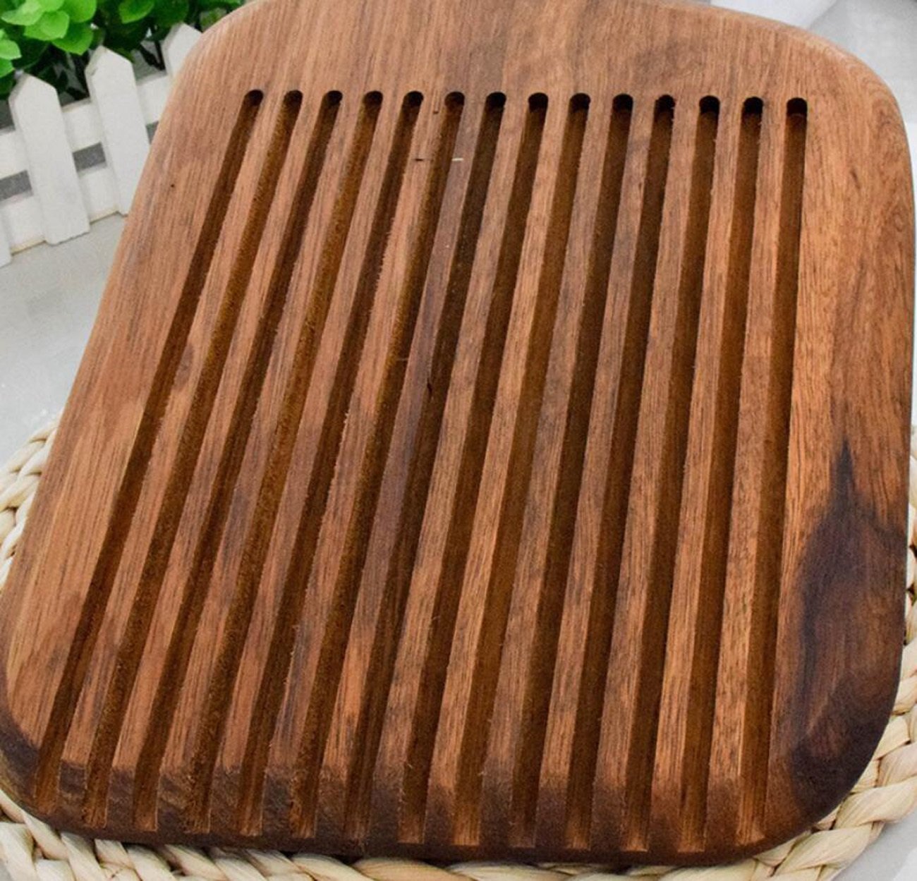 Tabla de cortar pan con recogedor de migas grande de 39 x 22,5 x 2 cm, tabla de pan para rebanadas perfectas, tabla de cortar de bambú para panes, fácil limpieza y almacenamiento