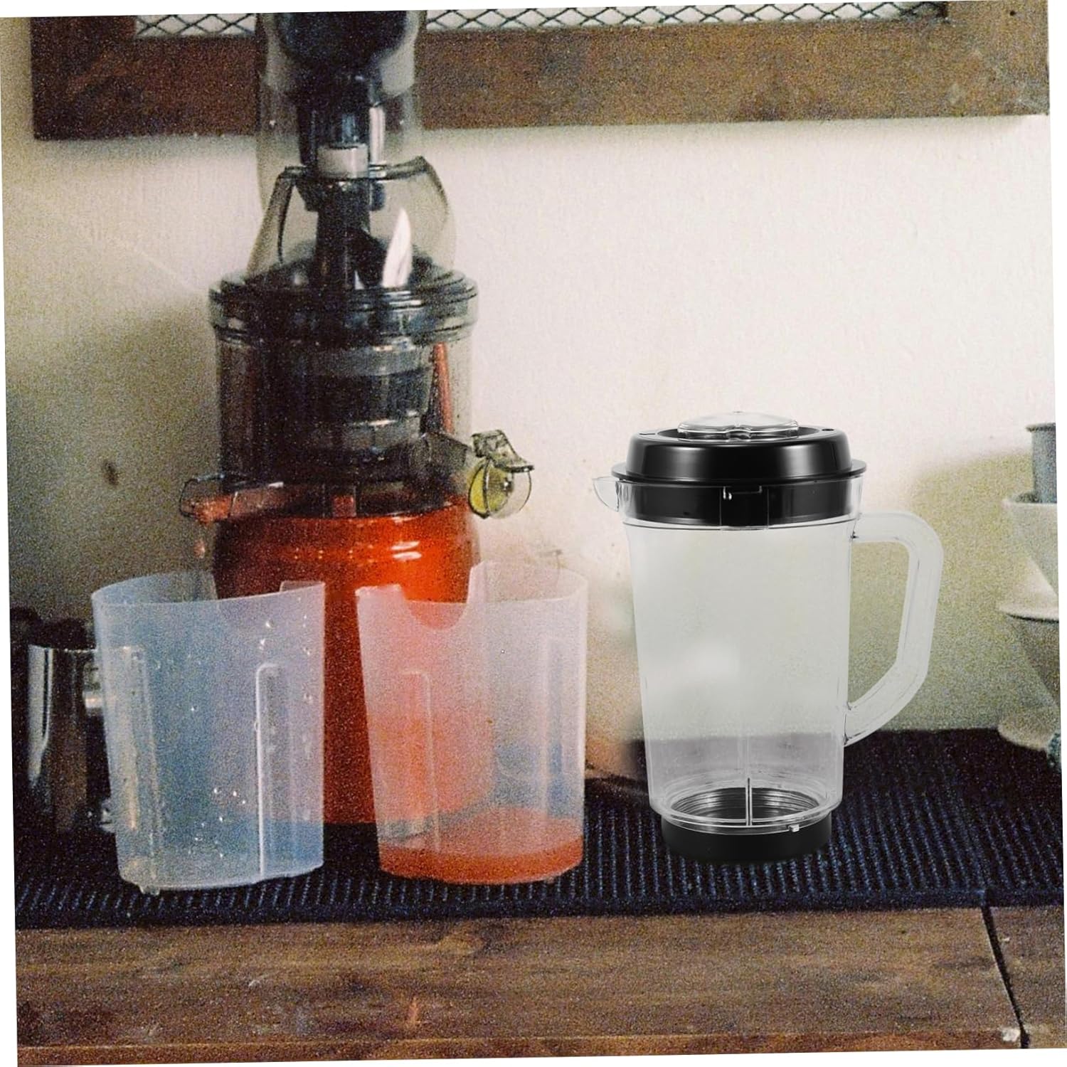 Garneck 250w Plastic Smoothie Cup Replacement Lid for Juicer Reusable Smoothie Cup Cover Accessory Easy to Install