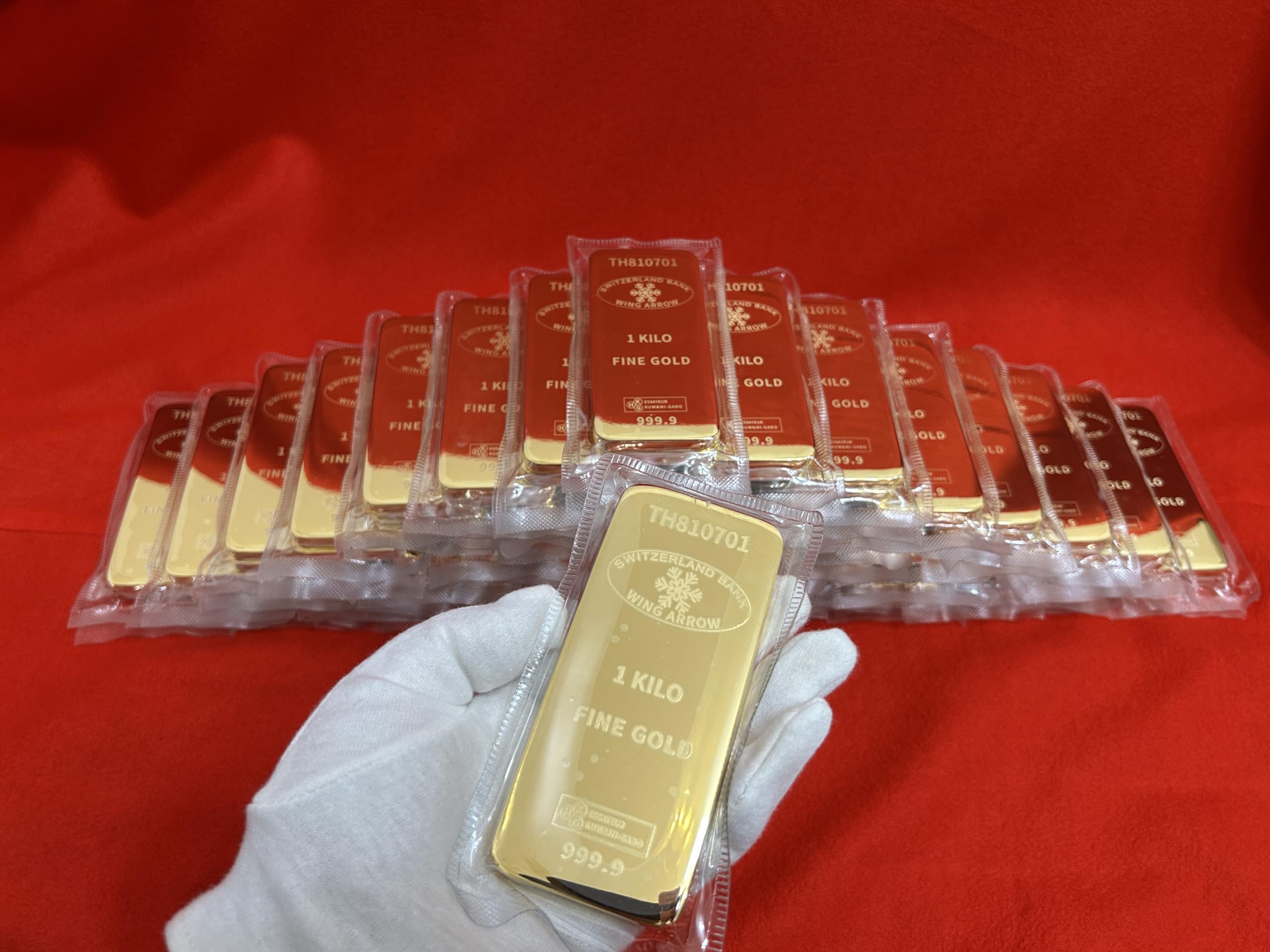 Amazon.co.jp: ゴールドバー 金塊 金の延べ棒 の1㎏サイズのレプリカ品 