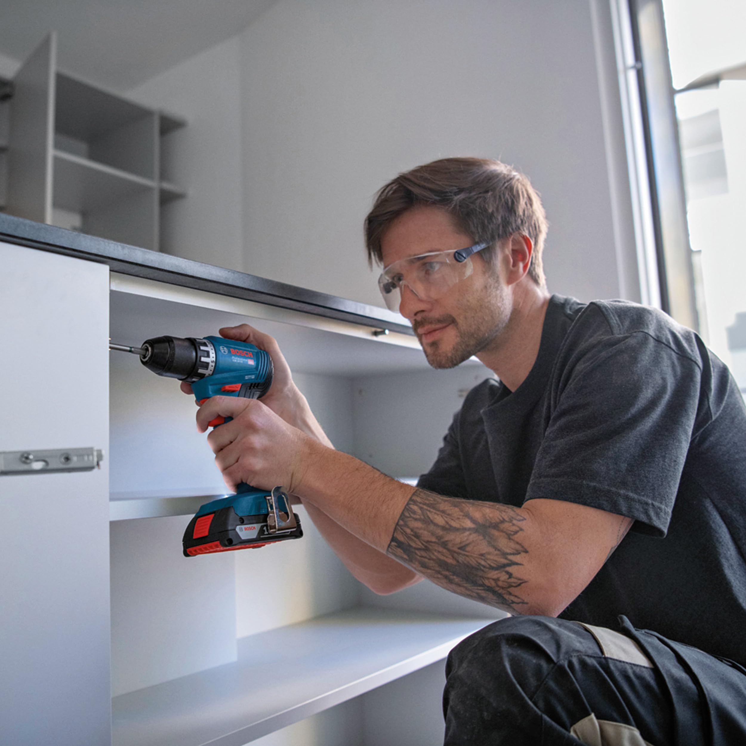 Bosch Professional 18V System Trapano-avvitatore con percussione a batteria GSB 18V-45 (velocità 1.900 giri/min, senza batteria/caricabatteria)