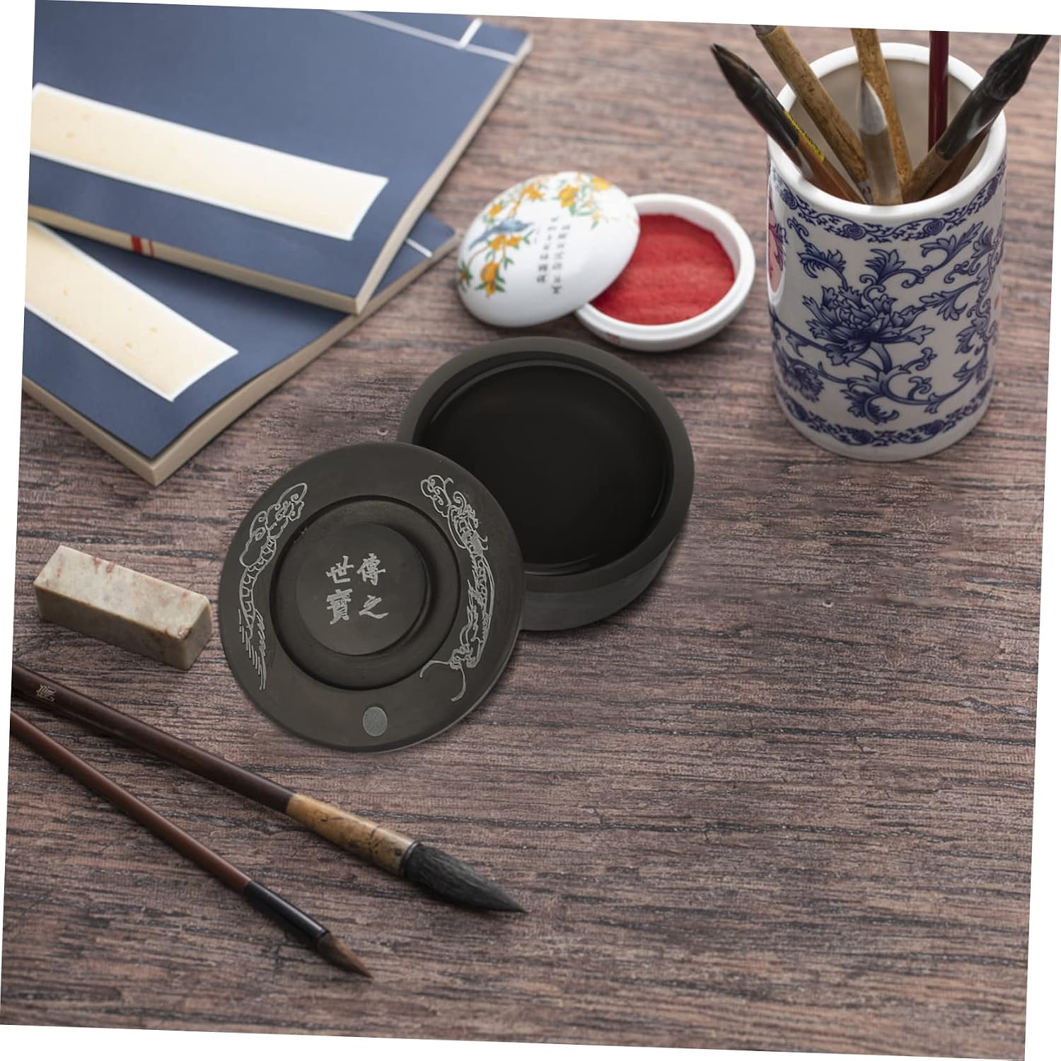 Covered Chinese for Writing Painting Inkwell for Calligraphy Easy to Clean Inkslab for Art Enthusiasts Fine Craftsmanship Unique Patterns