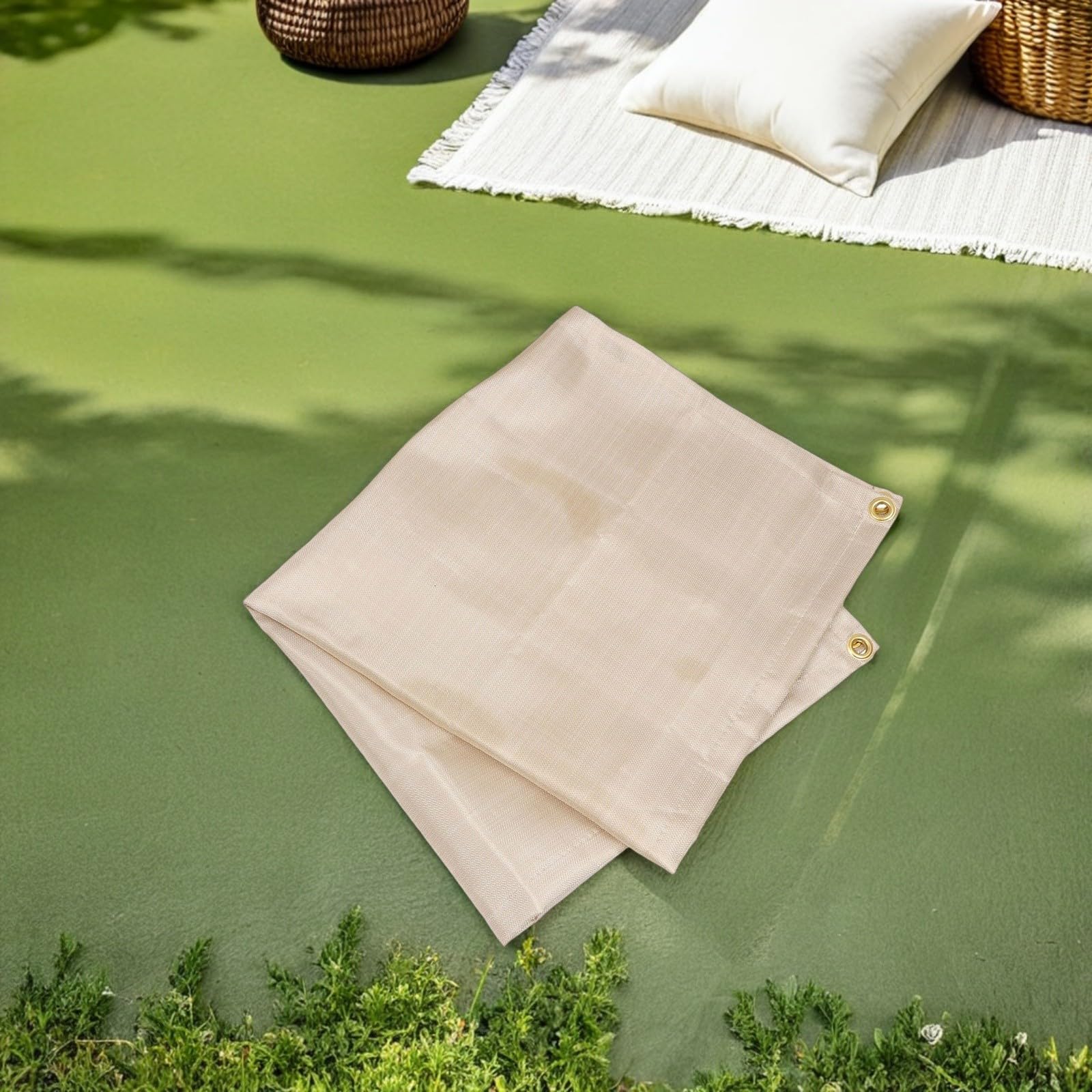 Telo Antifiamma 80x90 Cm in Fibra di Vetro per Campeggio | Bbq e Picnic, Portatile e Resistente al Calore, Adatto a Uso Esterno e Copertura Termica