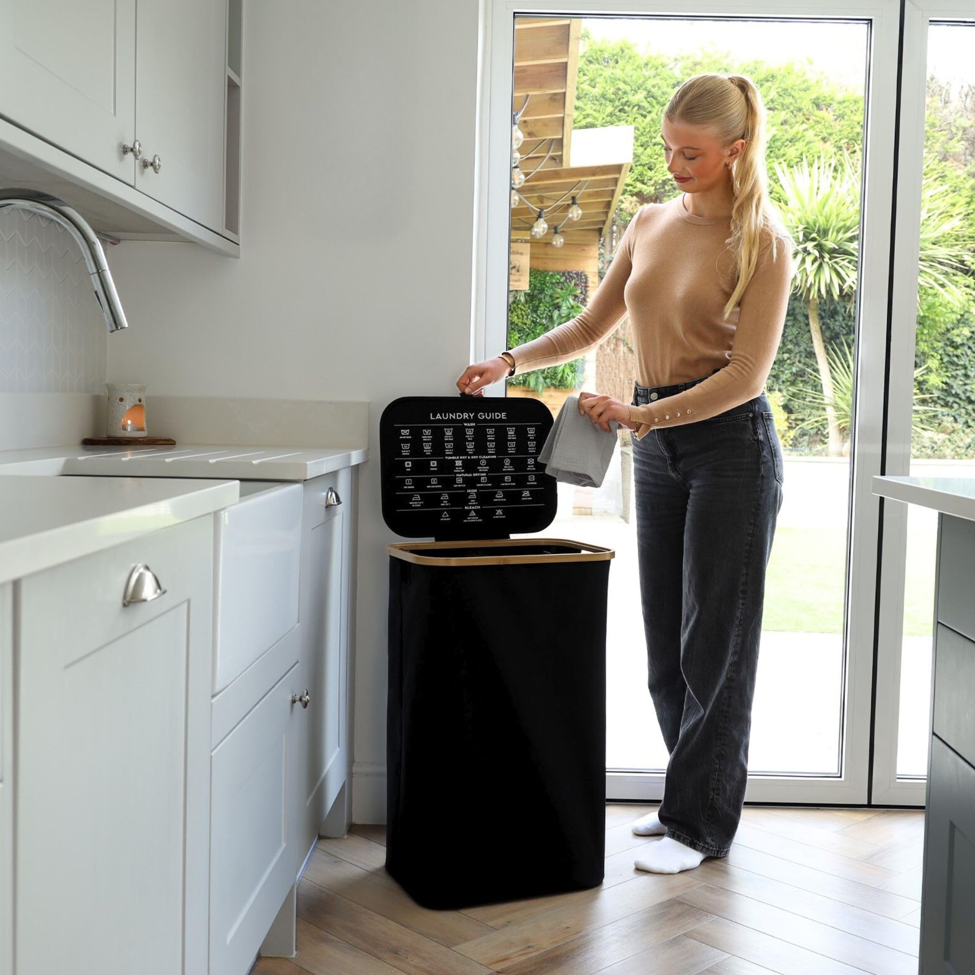 Nest Zest - Cesto portabiancheria doppio da 100L con coperchio, 2 scomparti per ordinare il bucato, cesto portabiancheria con guida per la cura e 2 sacchetti interni rimovibili, cesto per vestiti