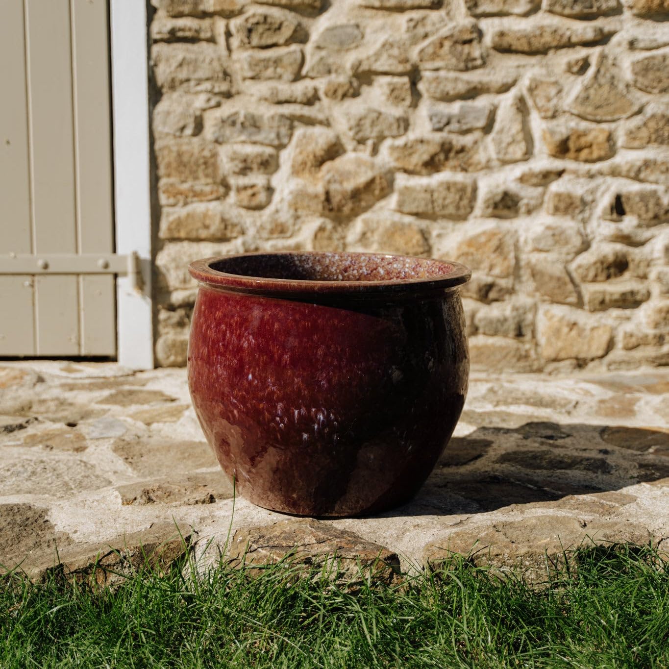 Newton Blumentopf Keramik Herbstlila, Größe: M - Durchmesser: 34 cm x Höhe: 28 cm, wetterbeständig, handgemacht, mediterraner Kübel für Außen Innen Garten