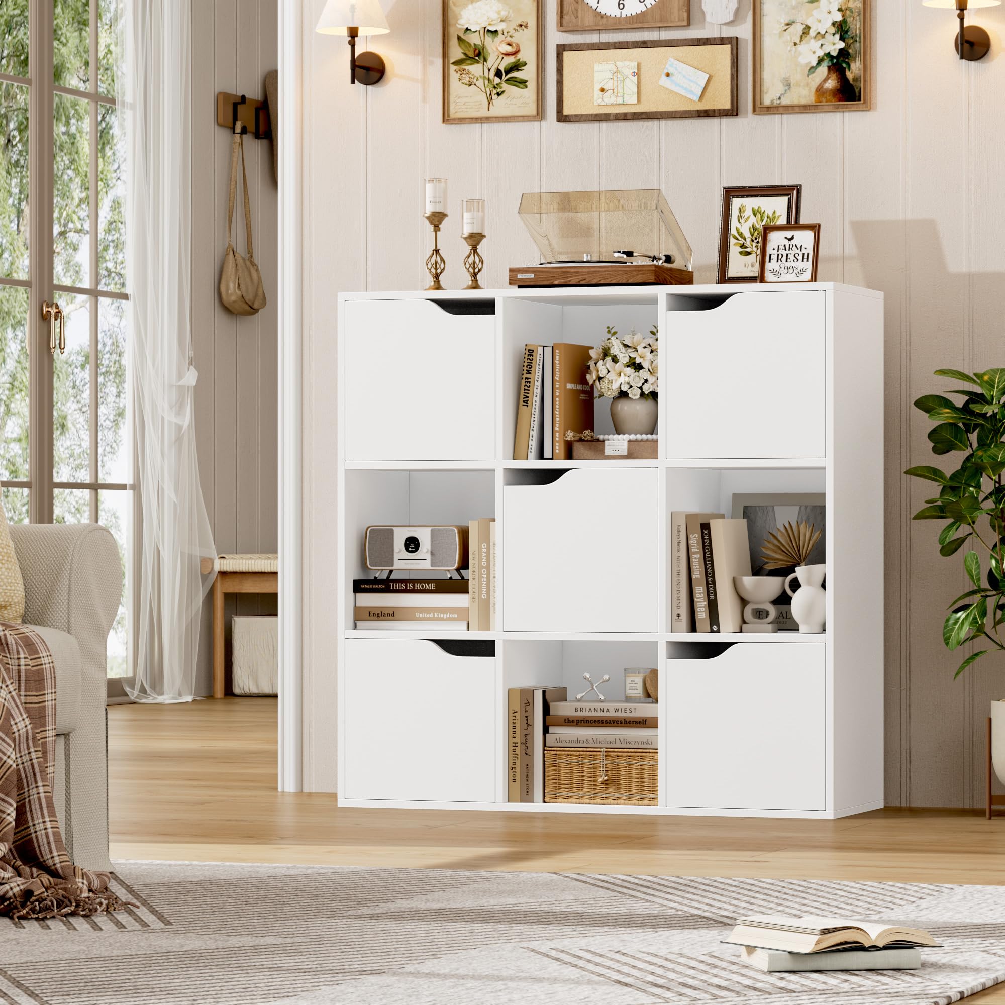 FirFurd Libreria a 9 Cubi Con 5 Porte, Armadietto 3 Ripiani, Scaffale Con 9 Scomparti a Cubi Portaoggetti, Stile Moderno, per Soggiorno, Camera da Letto, Ufficio 90x29x90cm Bianco