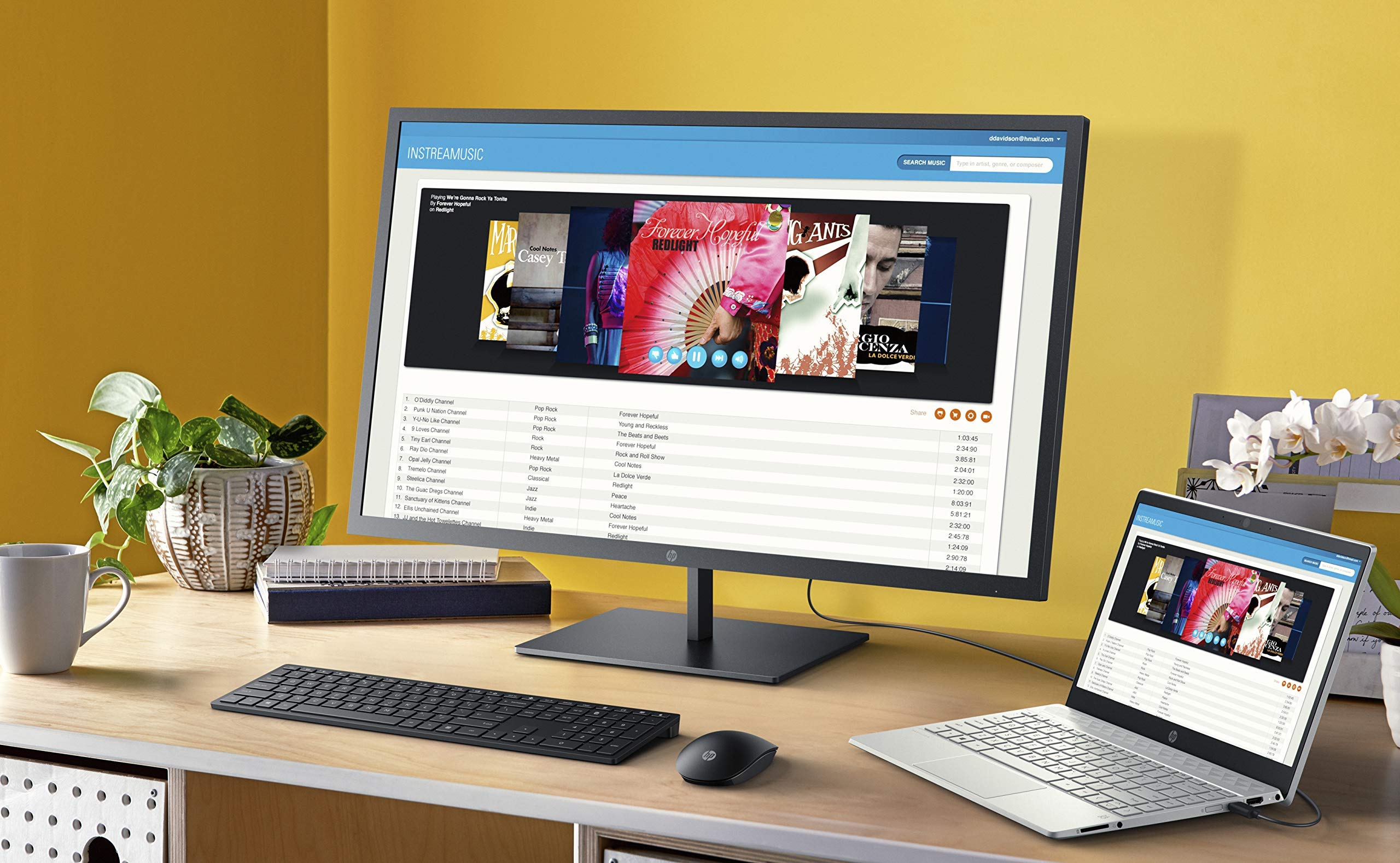 HP Pavilion 32 QHD LED Monitor, 32 inch, 300 Nits Display, 2560 x