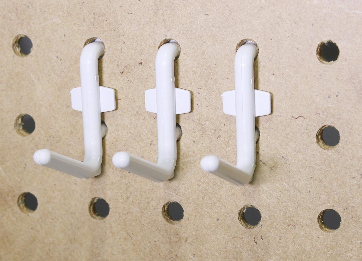70% Off Everything Plastic L Style Peg Board Hook Kit | Garage Tool Craft Jewelry Storage Pegboard Organizer (100, White)