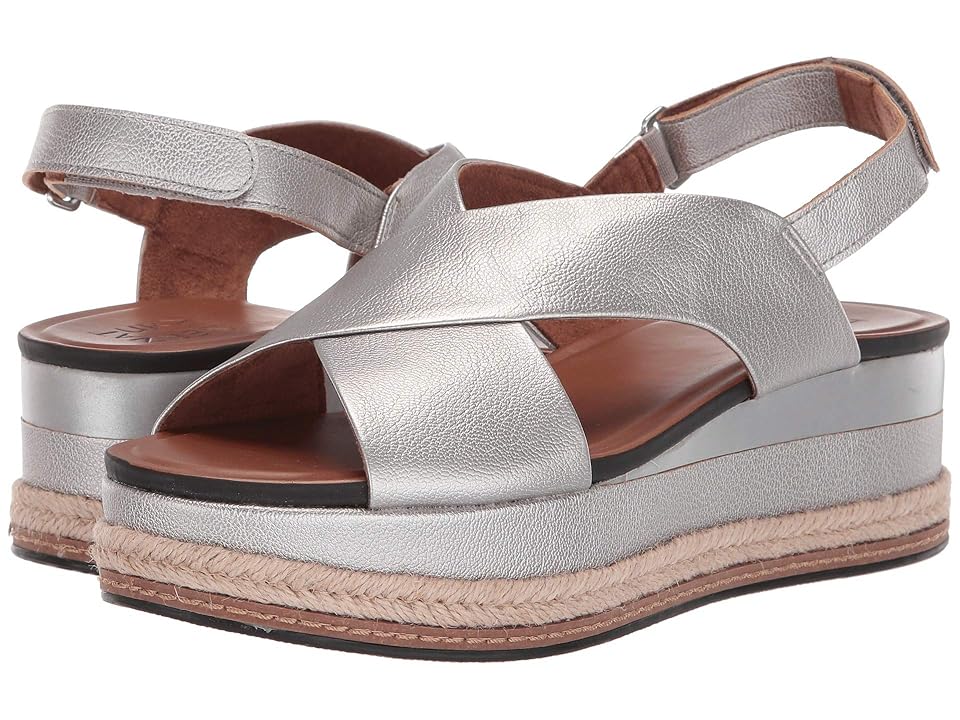 the bay naturalizer sandals