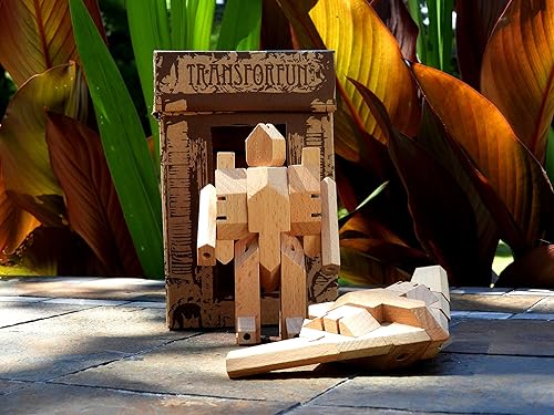 Miniatura 2 de WooBot - Robot de madera se transforma en un caza sigiloso
