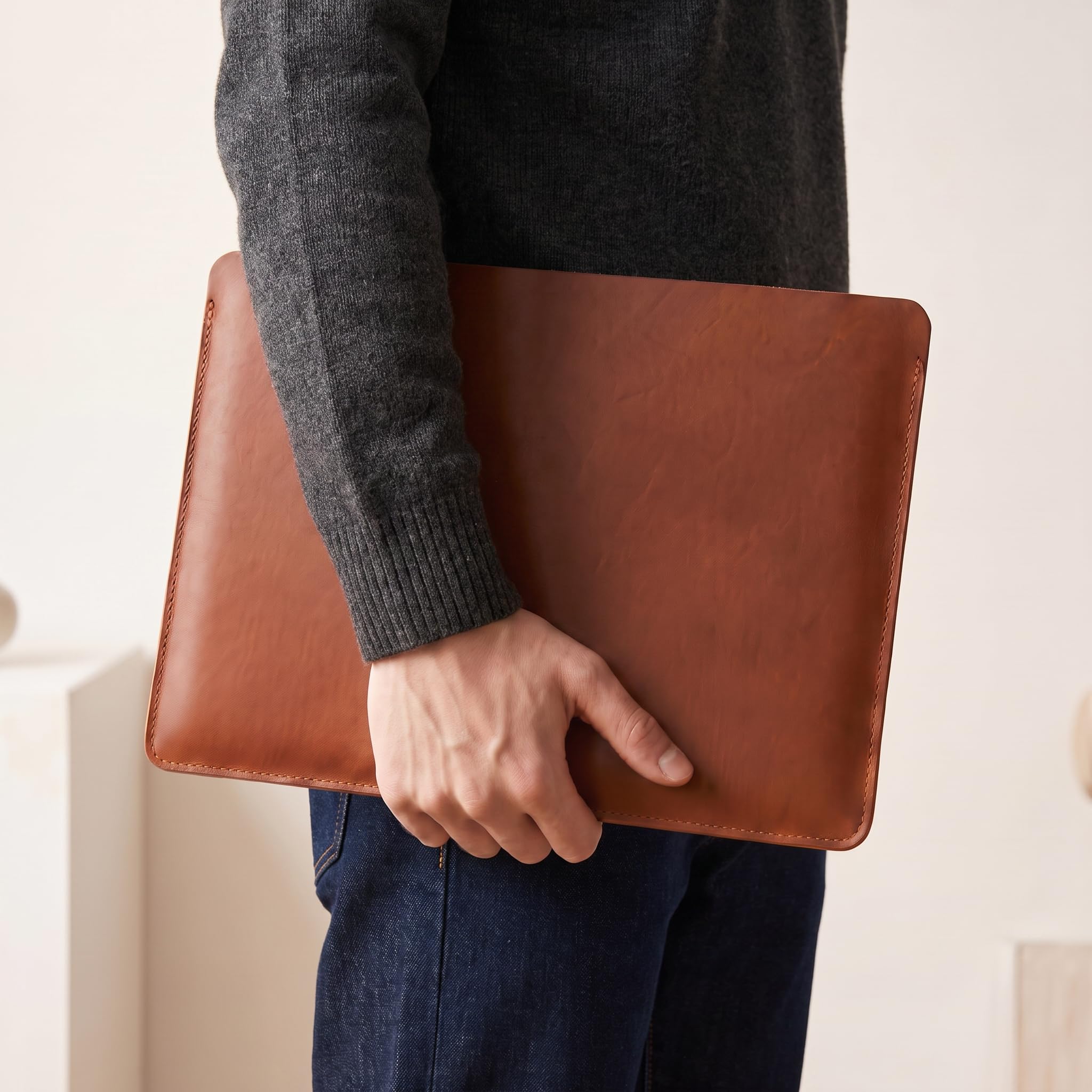 Corium Housse en cuir véritable pour MacBook Air & Pro 13" Marron