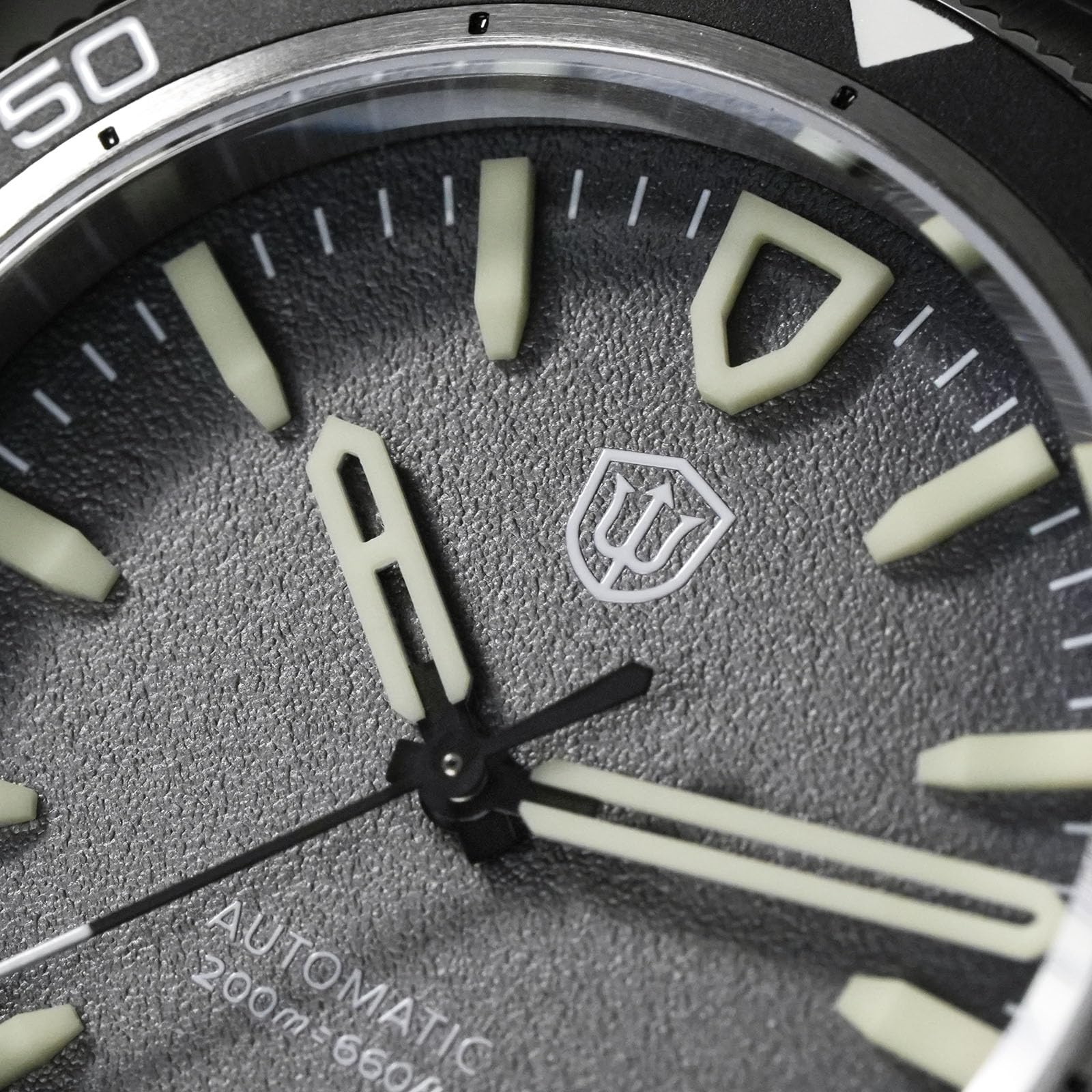 watchdives WD0019 Automatik Taucheruhr für Herren, ST2130 4Hz Mechanisches Uhrwerk, Saphirglas mit 5-Schichten AR-Beschichtung, 40mm Keramiklünette, 200M Wasserdicht, 316L Edelstahl Sport Taucheruhr