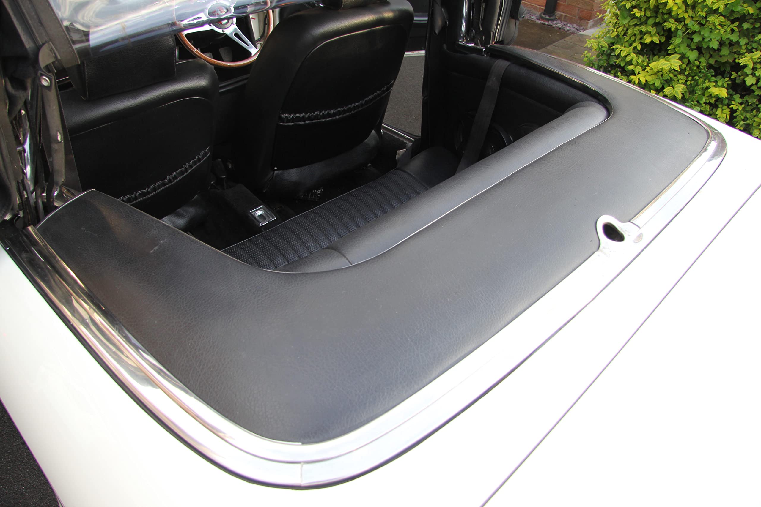 pare-vent convient à Triumph Stag 1970 – 1977