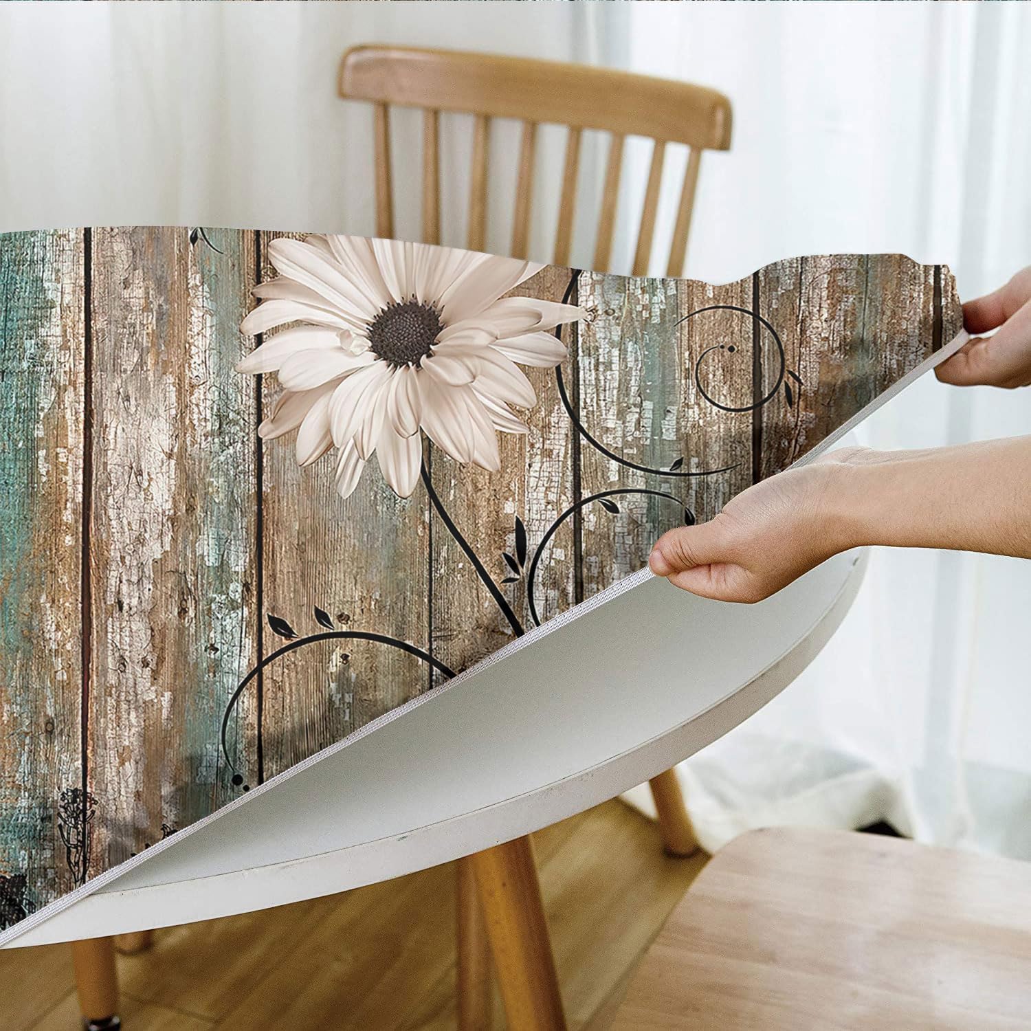 Daisy Flower Fitted Round Tablecloth with Elastic Old Rustic Wooden Patio Table Cover Outdoor Tablecloths for 44" Tables Home Gifts Kitchen Dining Decor Camping Picnic Party