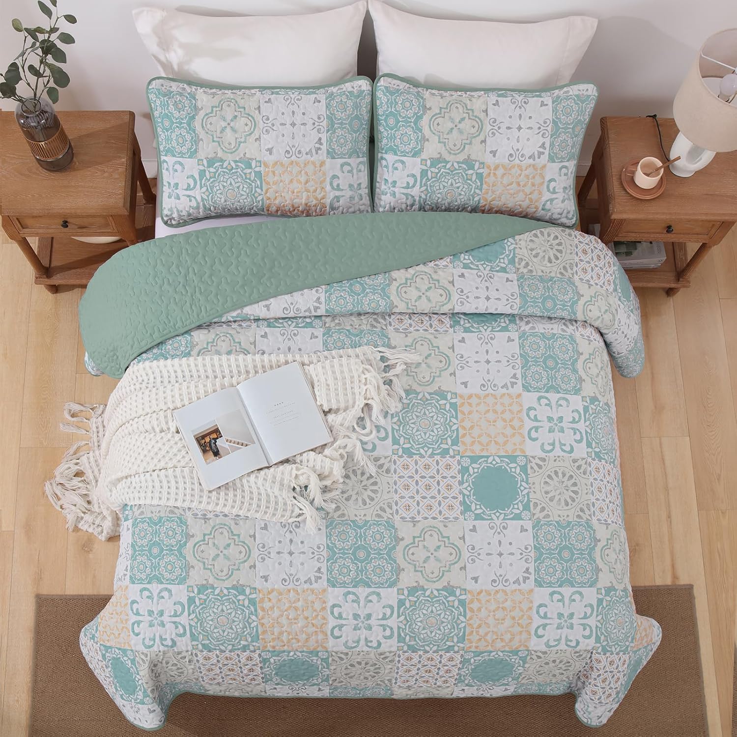 Dobuyly Queen Quilt Set 3 Pieces, Sage Green Yellow Patchwork Bedspreads, Boho Summer Coverlet Set, Soft Lightweight Microfiber Bedding Set for All Seasons 96"x90" - Image 3