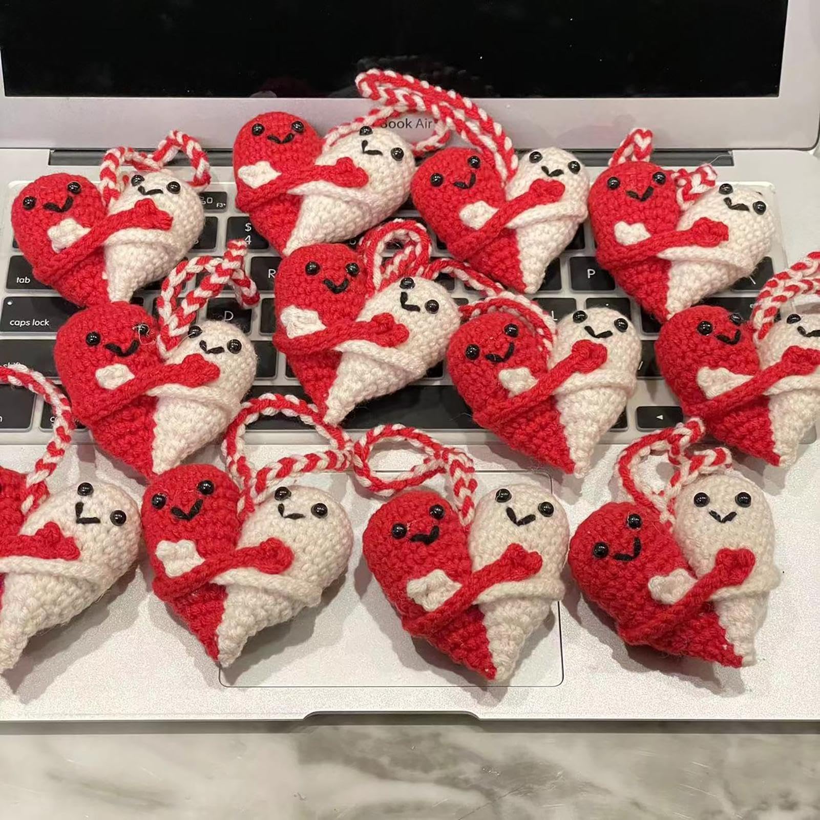 Amazon.co.jp: かぎ針編みのハート型のぬいぐるみ、ポジティブな