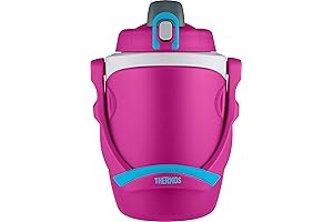 Thermos Hydration Bottle: Perfect for Girls on the Soccer Field