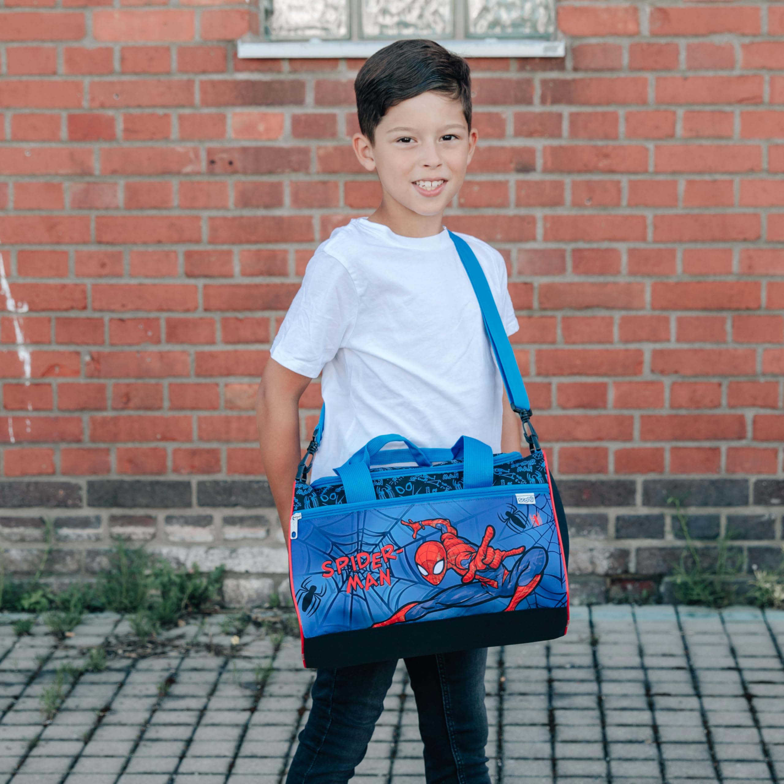 Scooli - Borsa sportiva Marvel Spider Man per bambini - 23 x 35 x 16 cm - ampio scomparto principale - tracolla regolabile - accessori per la scuola - borsa a tracolla