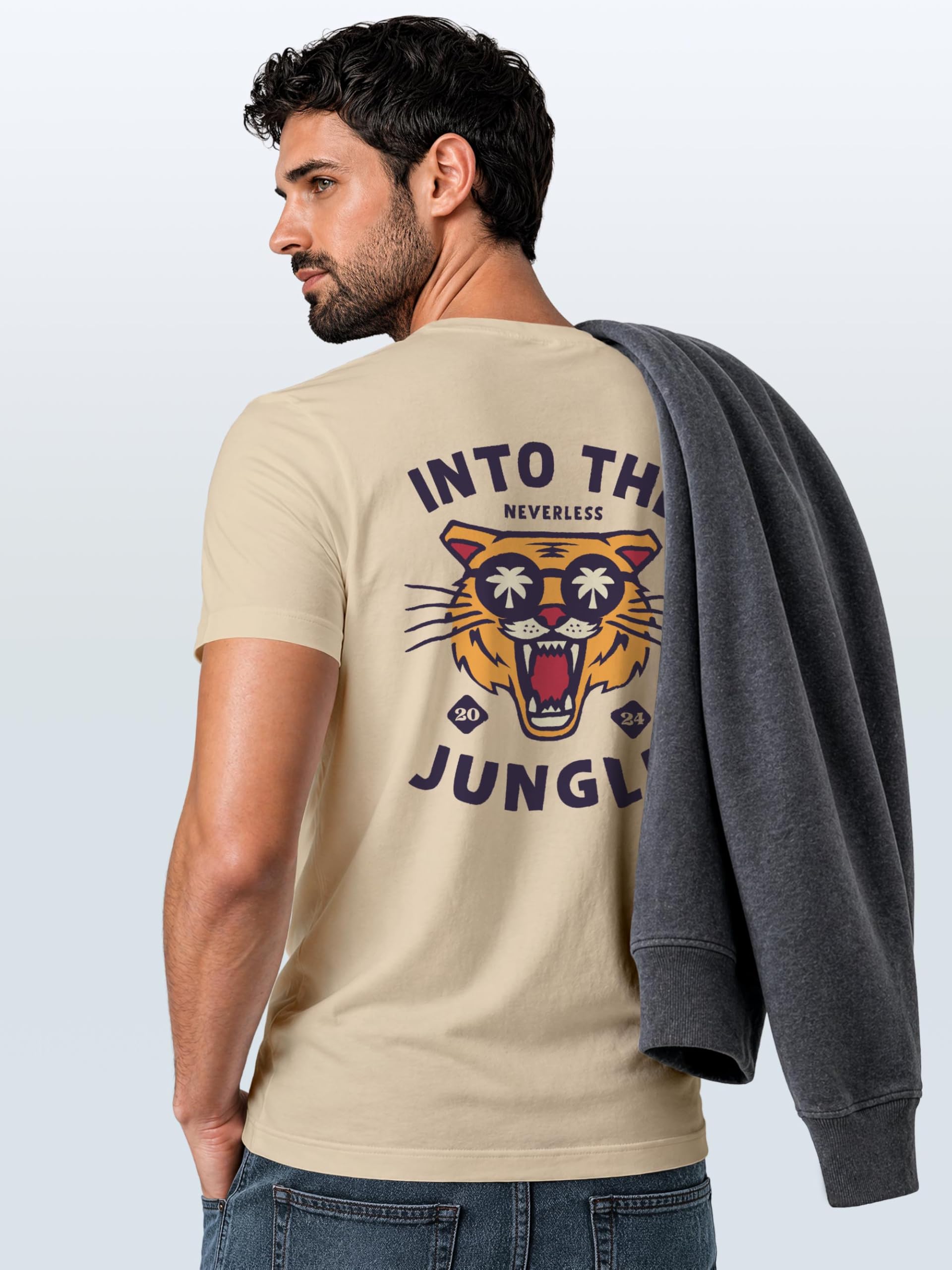 Neverless Maglietta da uomo Backprint Tiger con scritta Into The Jungle Palme Estate Retro Design Fashion Streetstyle