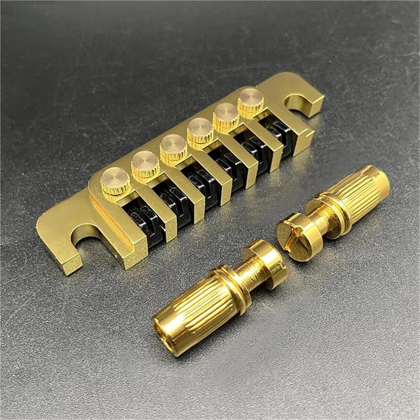 Złoty mostek do gitary elektrycznej sześciostrunowej LP Vintage z ćwiekami i podkładkami Mostek Gitary Profesjonalnej