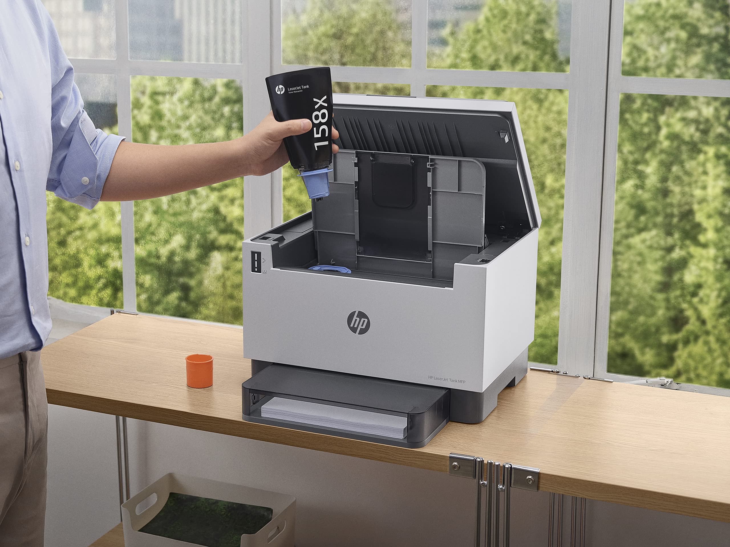 HP Laser Tank 2604dw, 381V0A, Imprimante Multifonction Monochrome, réservoir de Toner intégré, Impression Automatique Recto Verso, 22 ppm, Jusqu’à 5 000 Pages, numérisation A4, Wi-FI, USB, Blanche