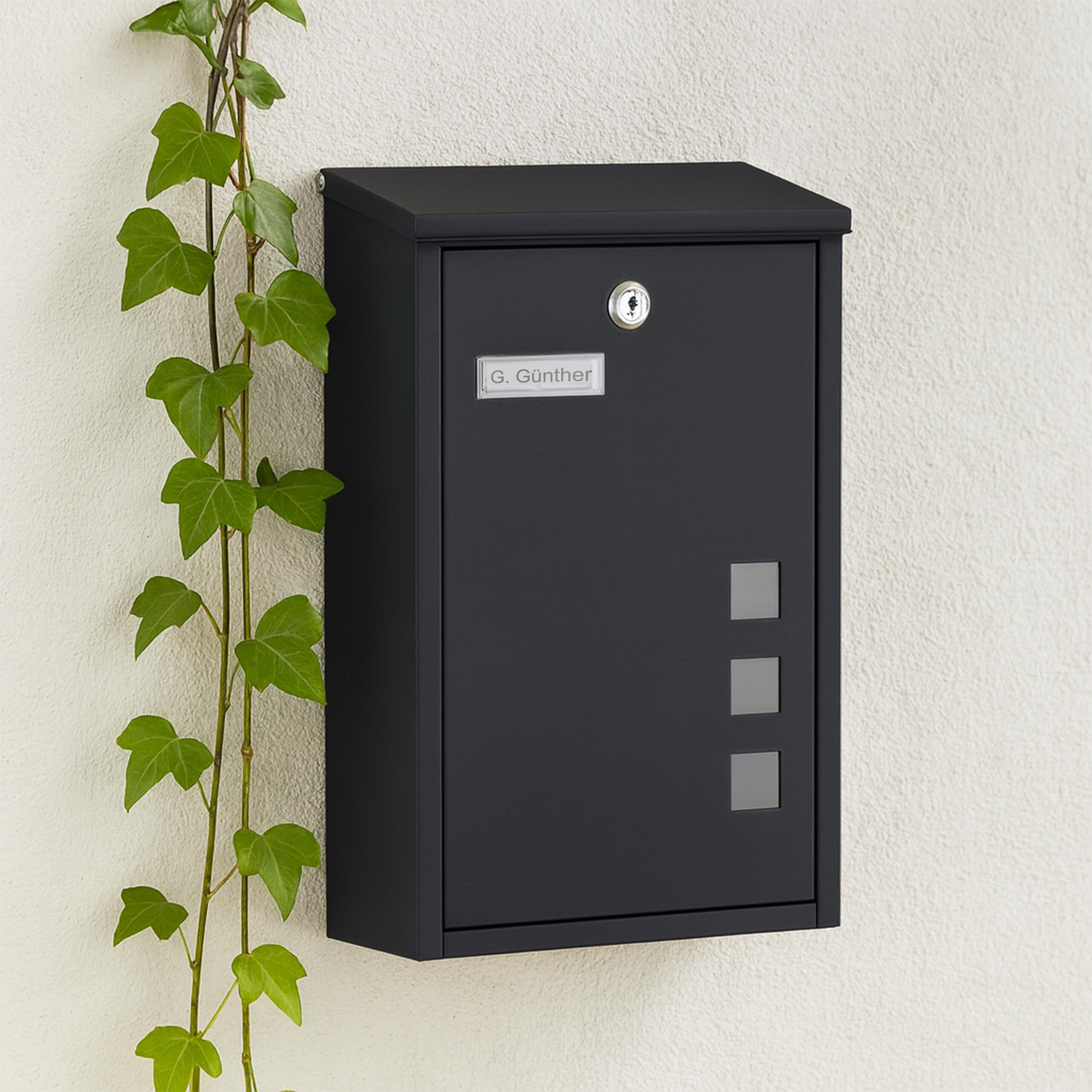 Relaxdays Cassetta della Posta a Parete, Buca Porta Lettere con Chiave e Finestrelle, Mailbox HLP: 40x25x11,5 cm, Nero