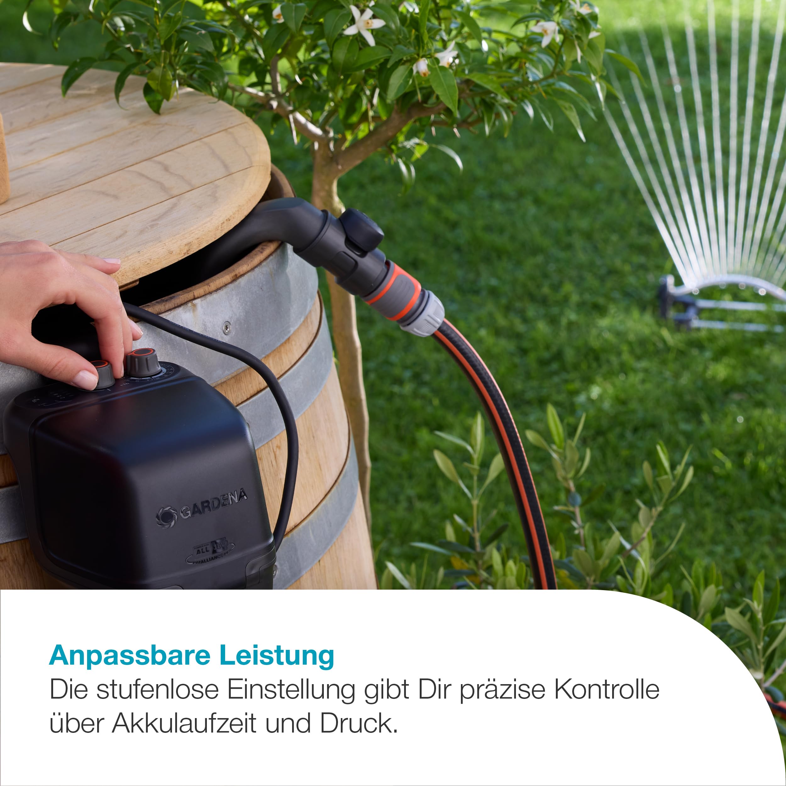 Gardena Akku-Regenfasspumpe 2400 ComfortAutomatic 18V P4A Ready-To-Use Set: Automatikfunktion, Leistungseinstellung, Timerfunktion, Konstanter Druck, Kabellos (14605-20)