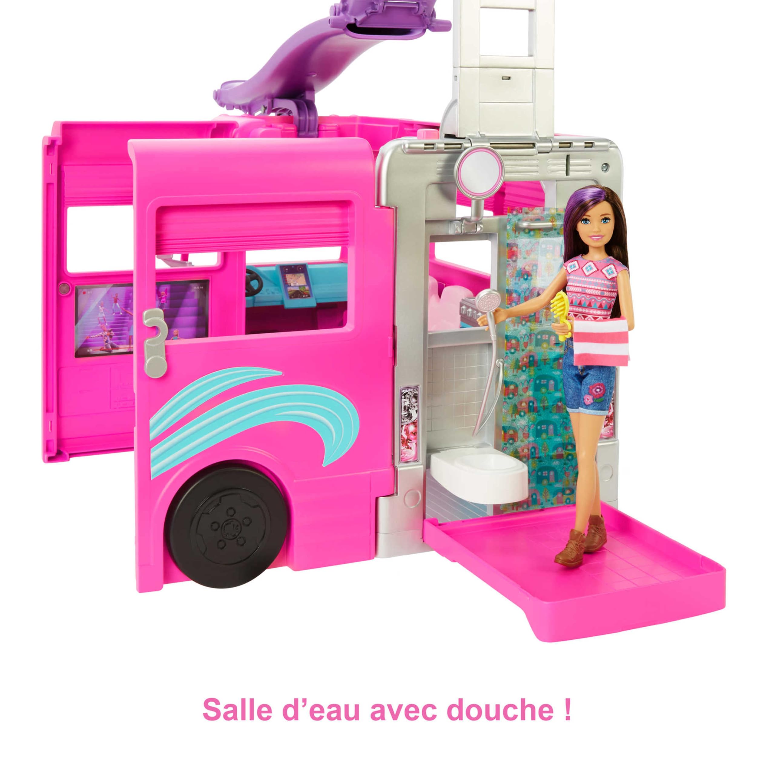Barbie Camping-Car Transformable, avec 7 Zones de Jeu Et 60 Accessoires Inclus, Comprend Toboggan, Piscine, Pick-Up, Et Bateau pour Poupées, 76 cm, Jouet pour Enfant de 3 Ans et Plus, HCD46