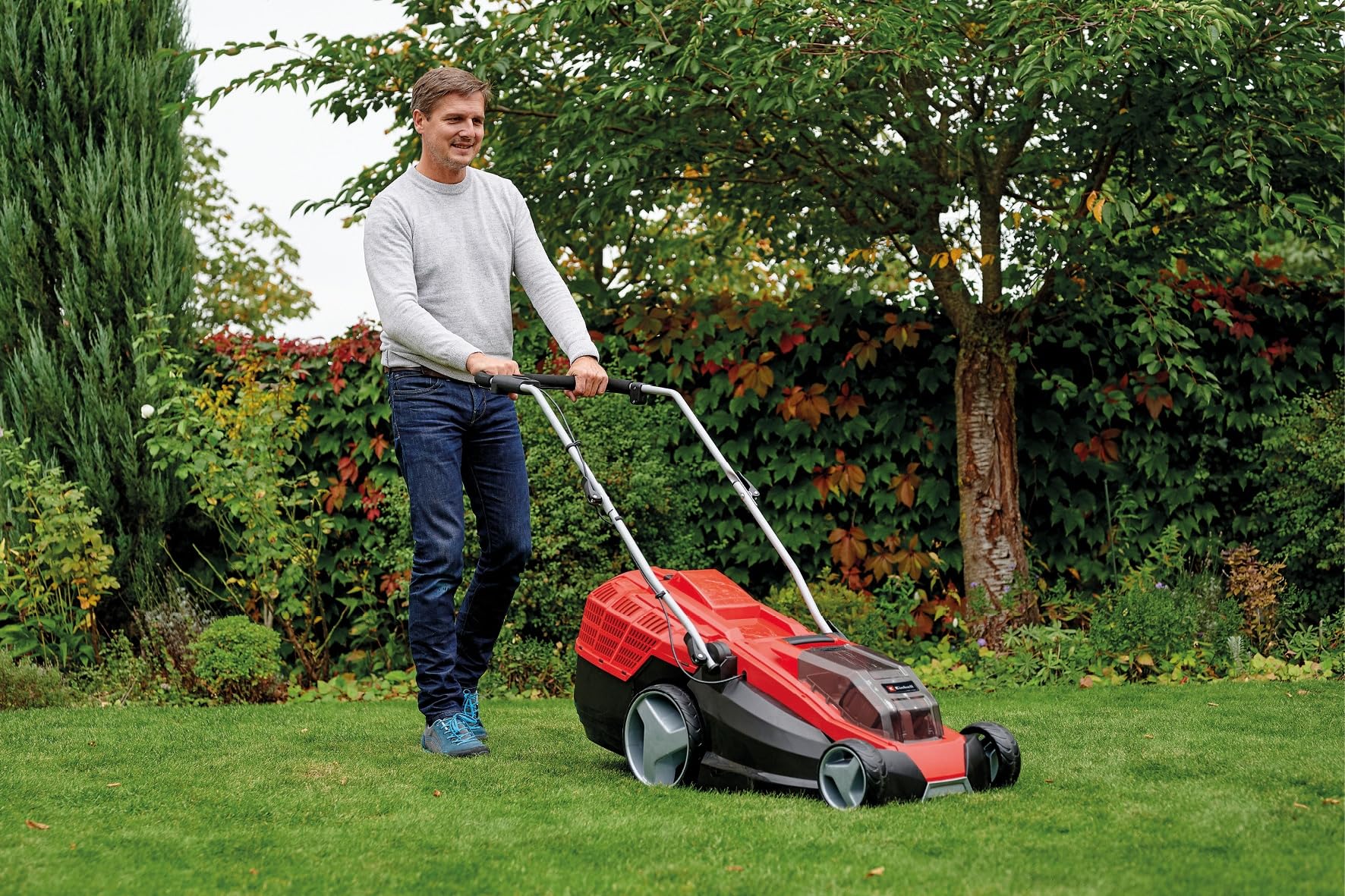 Einhell Cortacésped con batería GE-CM 36/43 Li M Power X-Change (Iones de Litio, tecnología Twin-Pack, Highwheeler, Incl. 2 baterías PXC 4,0 Ah y 2 Cargadores rápidos)