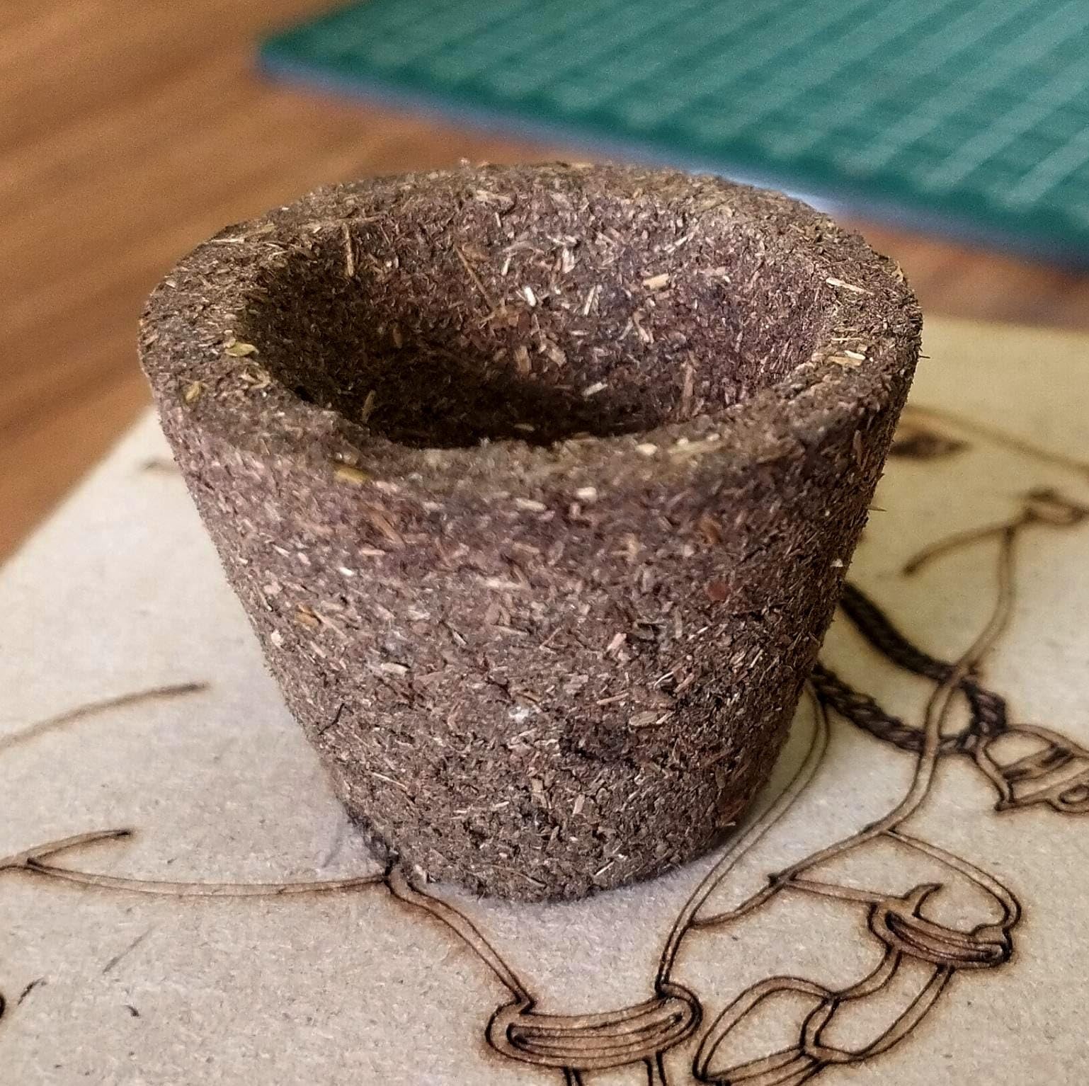 Aviral Cow Panchgavya Dhuni Cups (Empty), Sambrani Hawan Dhoop Cups (50 Pieces)