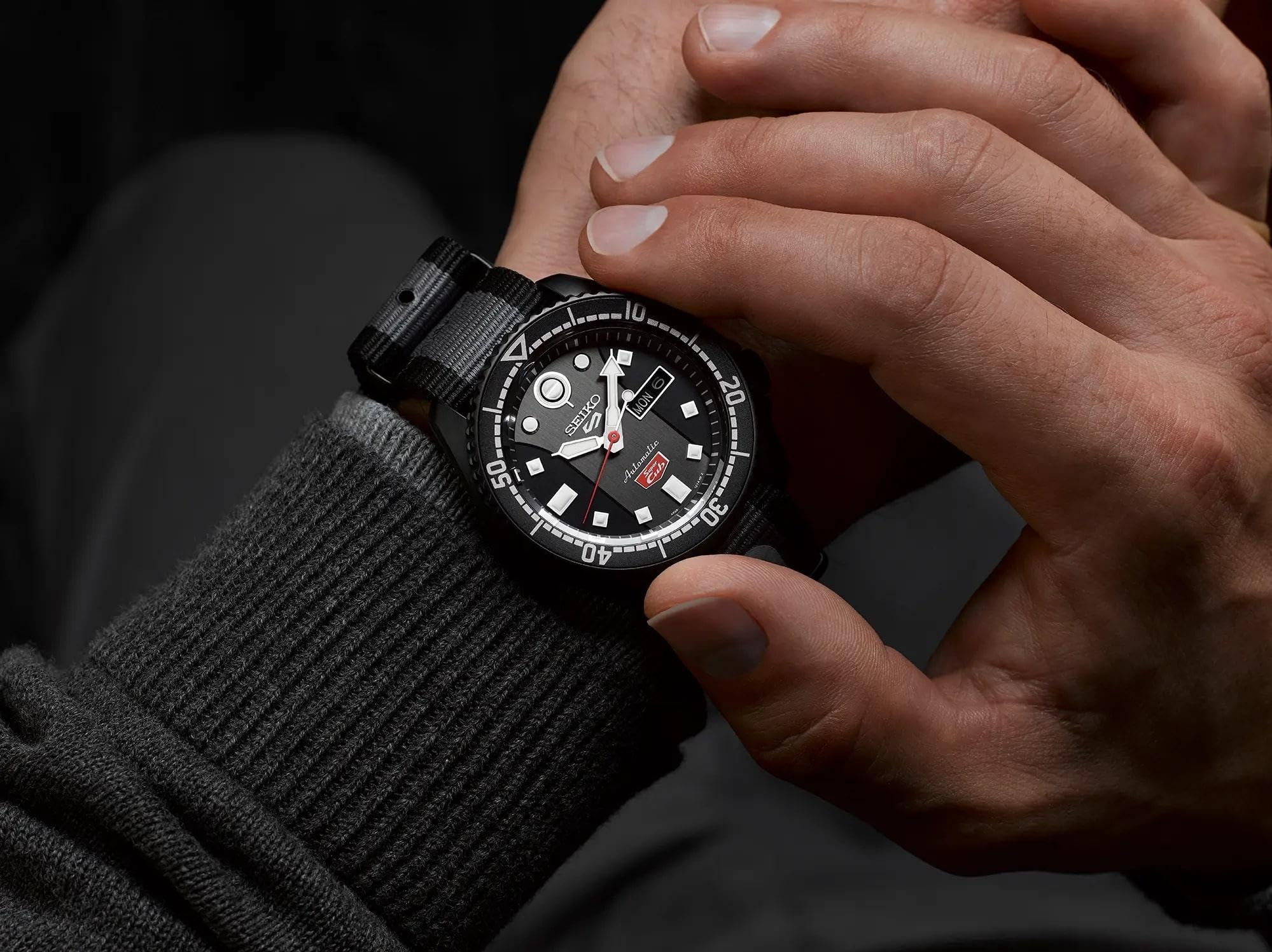 Seiko 5 Sports męski zegarek automatyczny Honda Super Cub Limited Edition SRPJ75K1