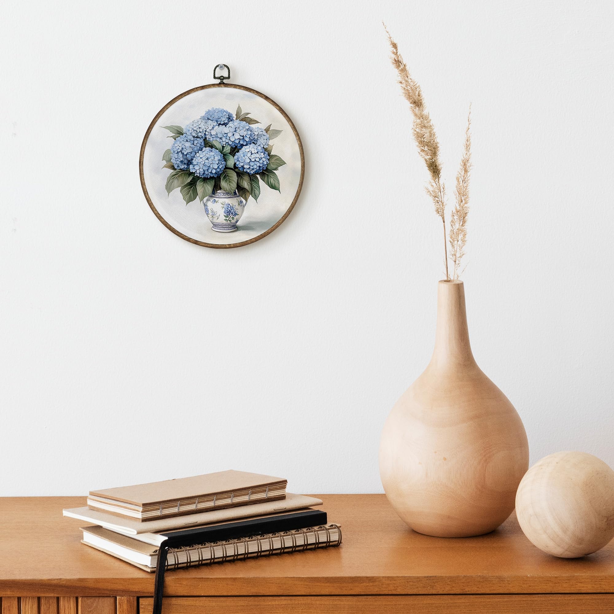 Amazon.com: TLESKE Vintage Blue Hydrangea Flowers Round Wall Art