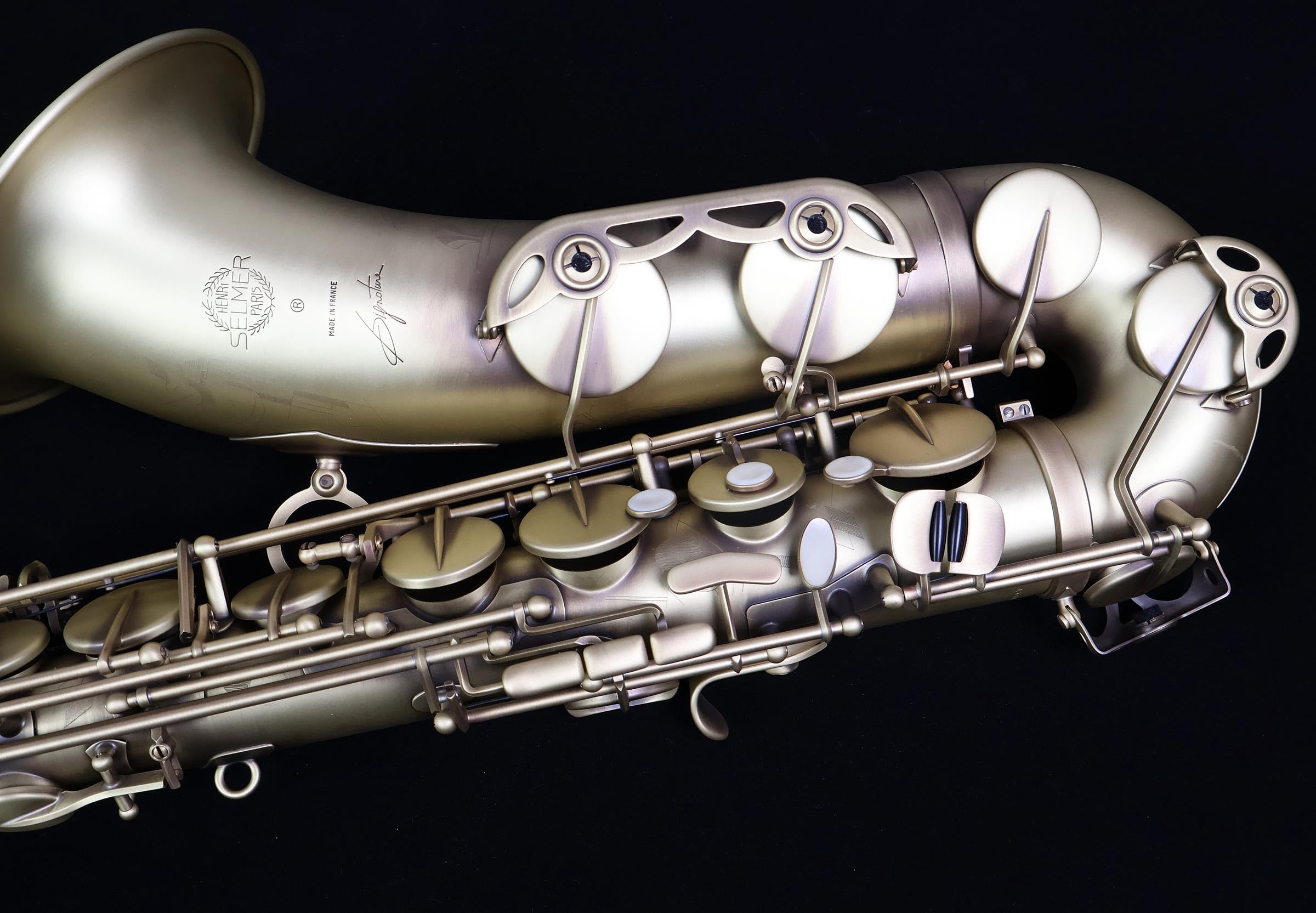 Amazon | H.Selmer SIGNATURE TS/Antique Brushed Satin テナー