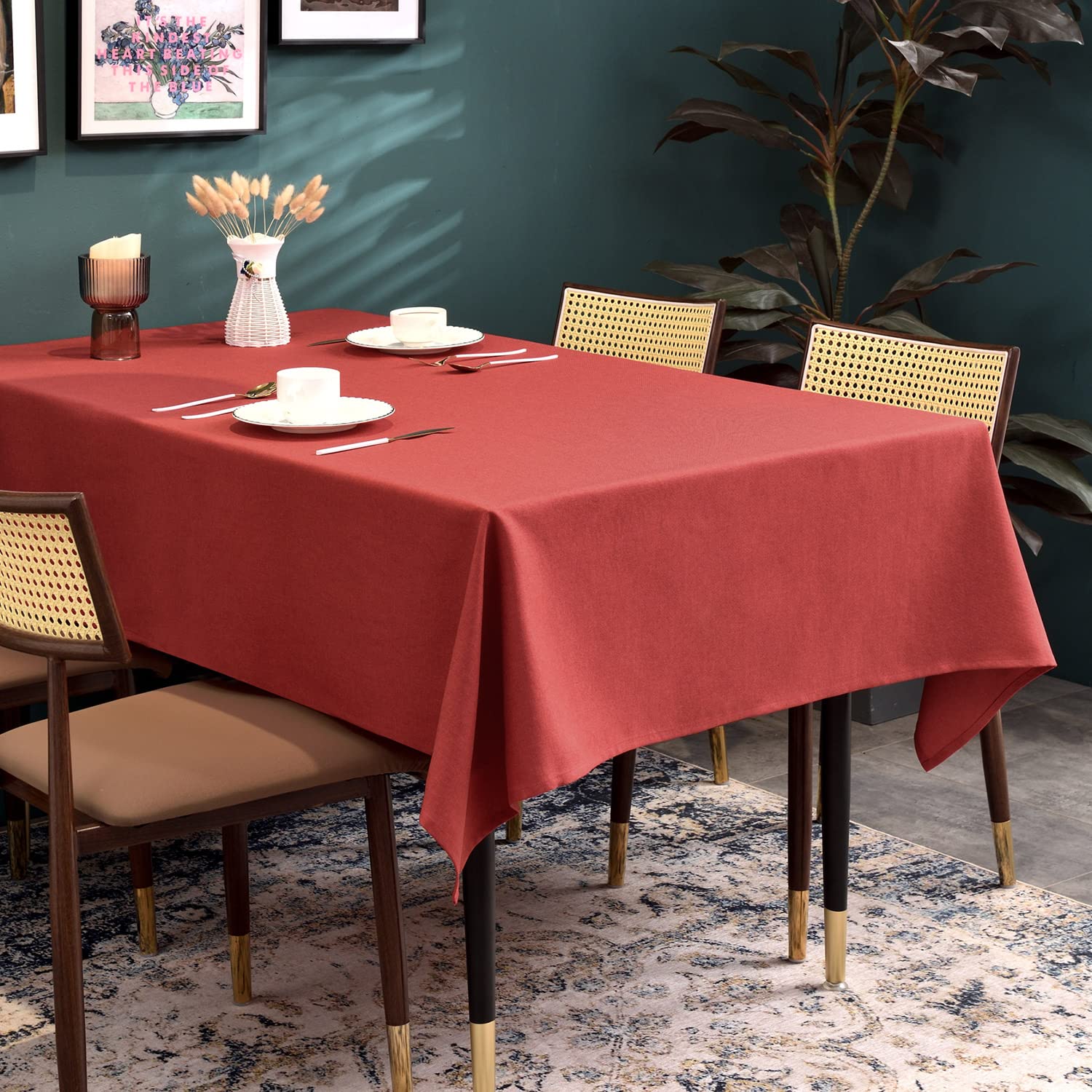 Amazon｜BALCONY & FALCON テーブルクロス 赤 140*180cm お正月