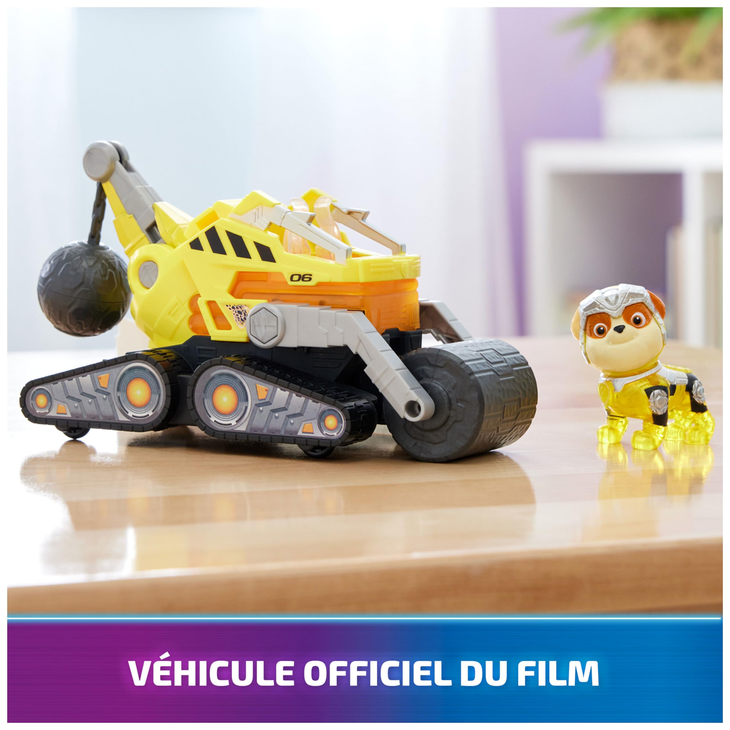 Paw Patrol Paw Patrol - Pat Patrouille - Véhicule + Figurine Ruben du Film - Voiture Figurine À Collectionner - Sons Lumières - Pat Patrouille Jouet - Voiture pour Enfant 3 Ans et + in use