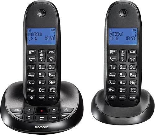 Motorola DECT 6.0 Teléfono doméstico inalámbrico digital con contestador automático y dos teléfonos C1012LX